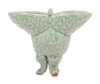 A Longquan Celadon Glazed Porcelain Jue -Form Cup