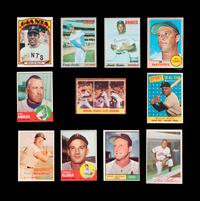 A Group of 11 1950s-1970s Hall of Fame Baseball Cards (Including Willie Mays),