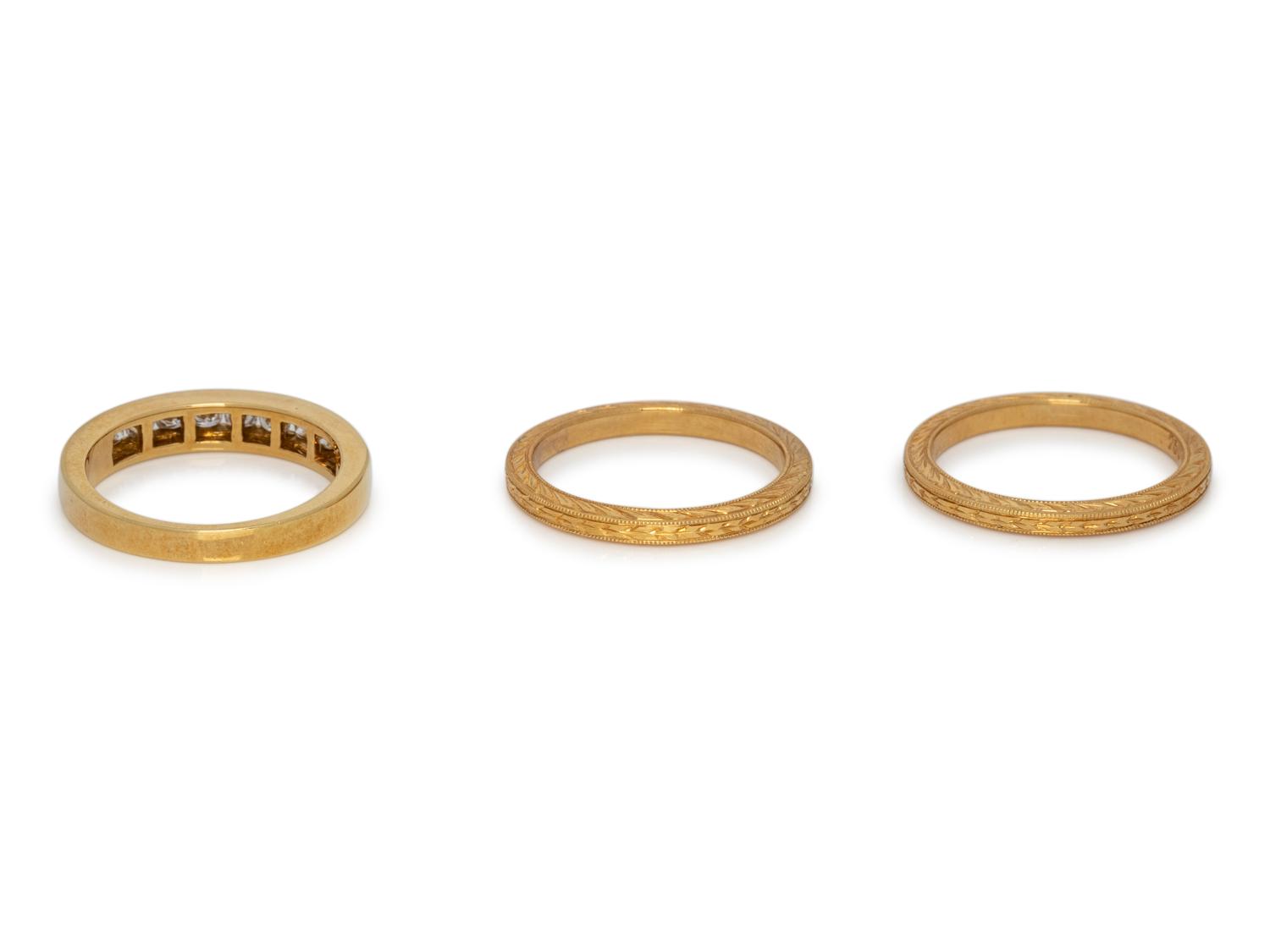 COLLECTION OF YELLOW GOLD RINGS