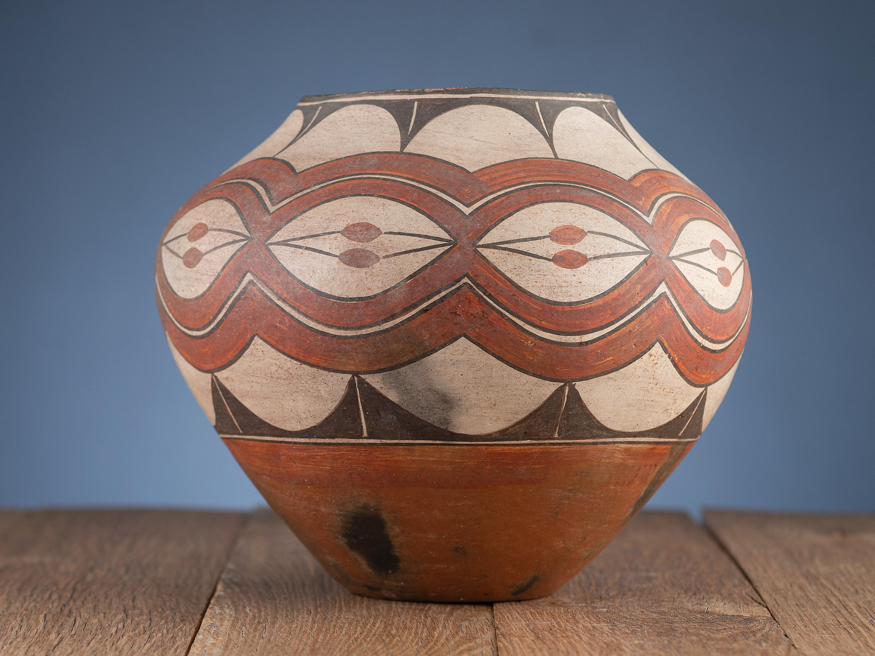 Zia Polychrome Pottery Jar