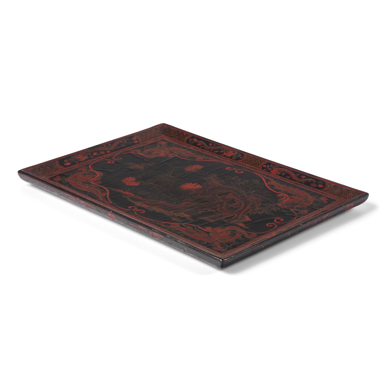 A Chinese Qiangjin and Tianqi Lacquer Rectangular Tray, 19th Century 清中期 戧金填漆花鳥圖長方盤
