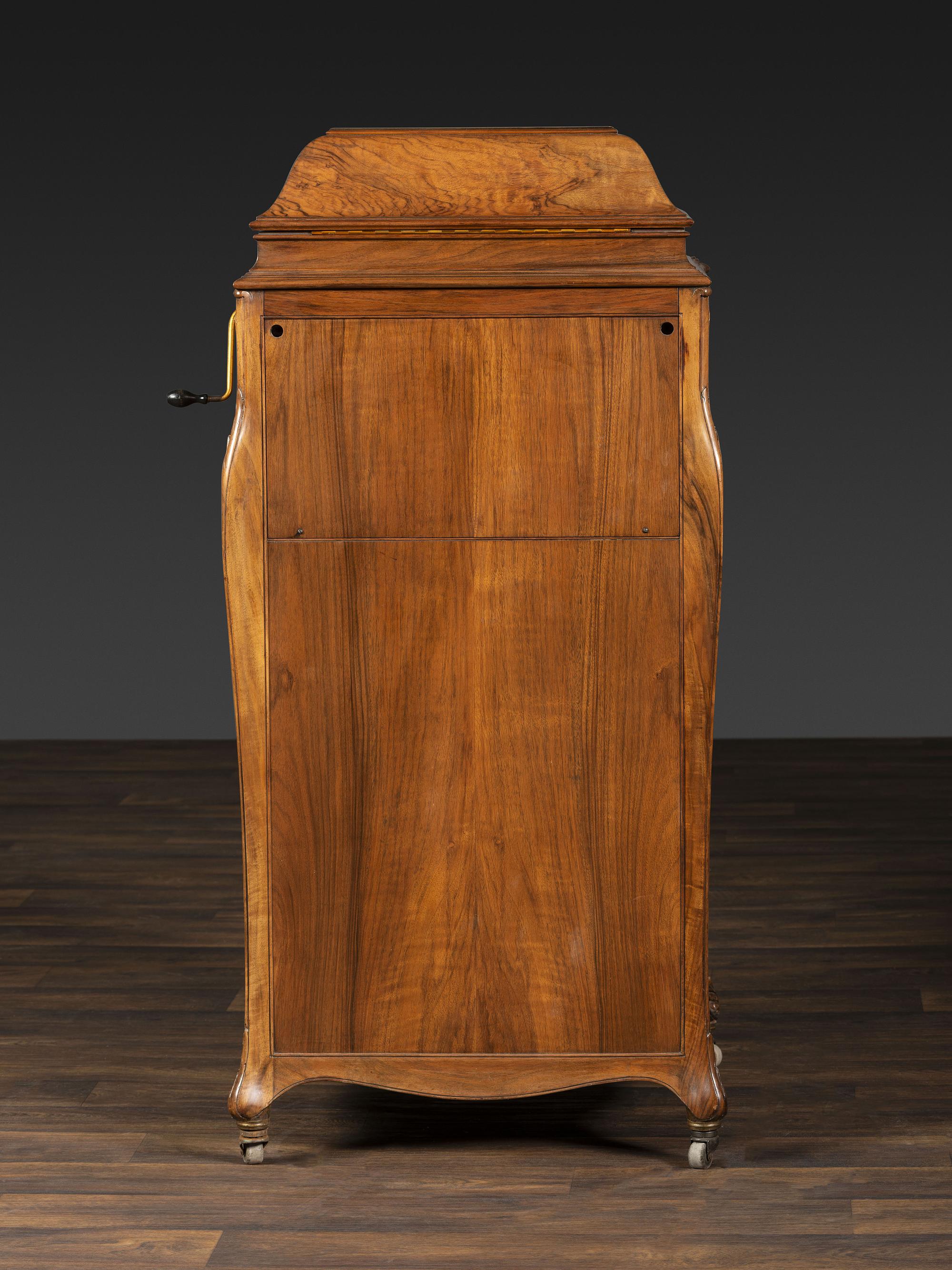 A Victrola XVI Circassian Walnut Phonograph