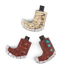 Kewa Boot Pendants