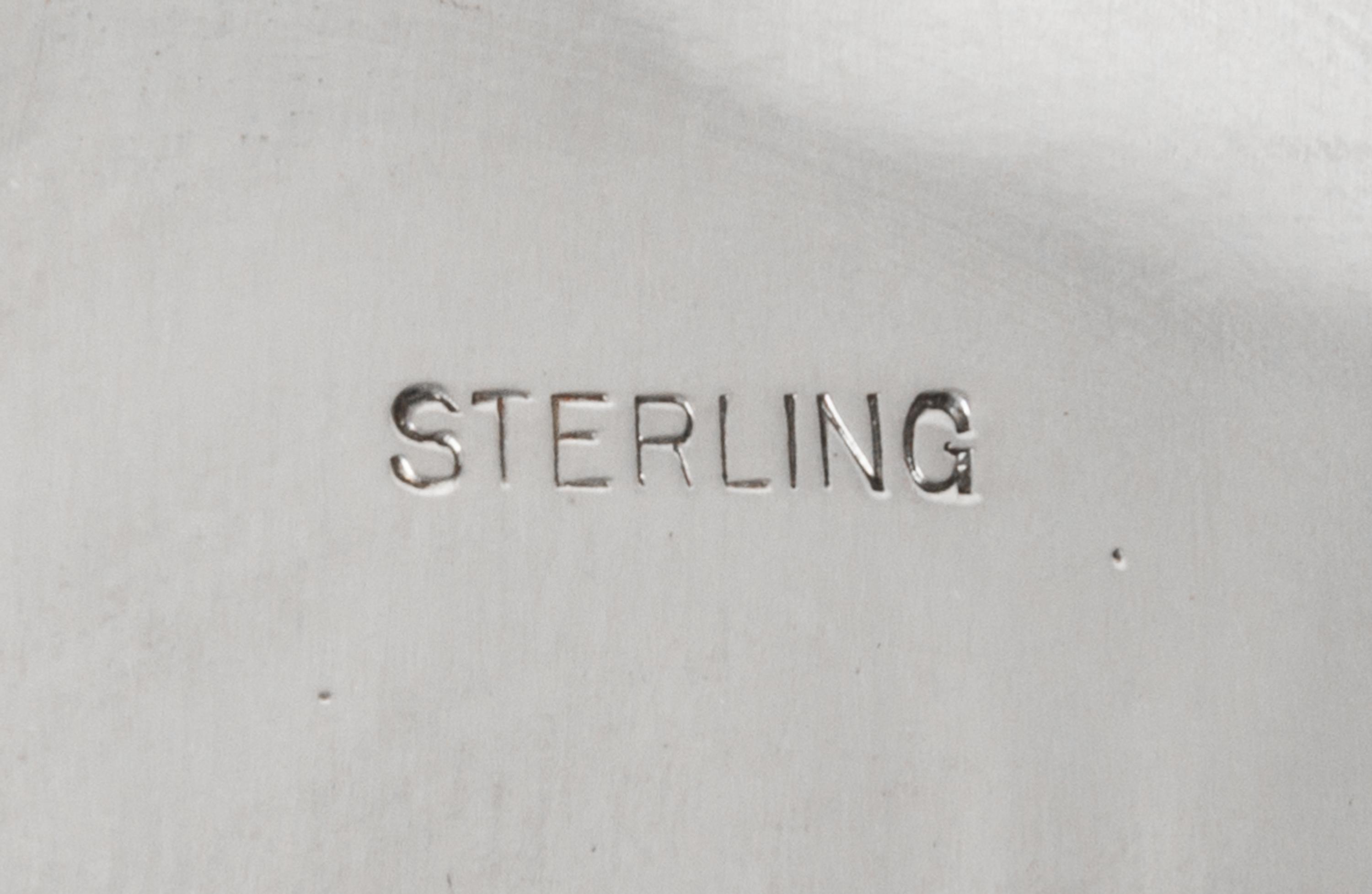 An American Silver Pierced Serving Tray, Mt. Vernon Co. Silversmiths Inc., Mount Vernon, NY, 1914-1923, of circular form, the border de