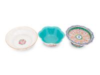 Four Chinese Famille Rose Porcelain Articles