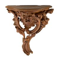 A Northern European Oak Wall Bracket