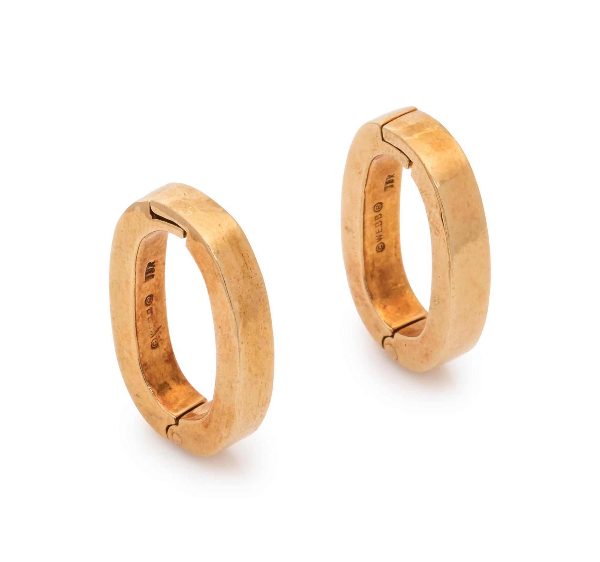 DAVID WEBB, YELLOW GOLD CUFFLINKS