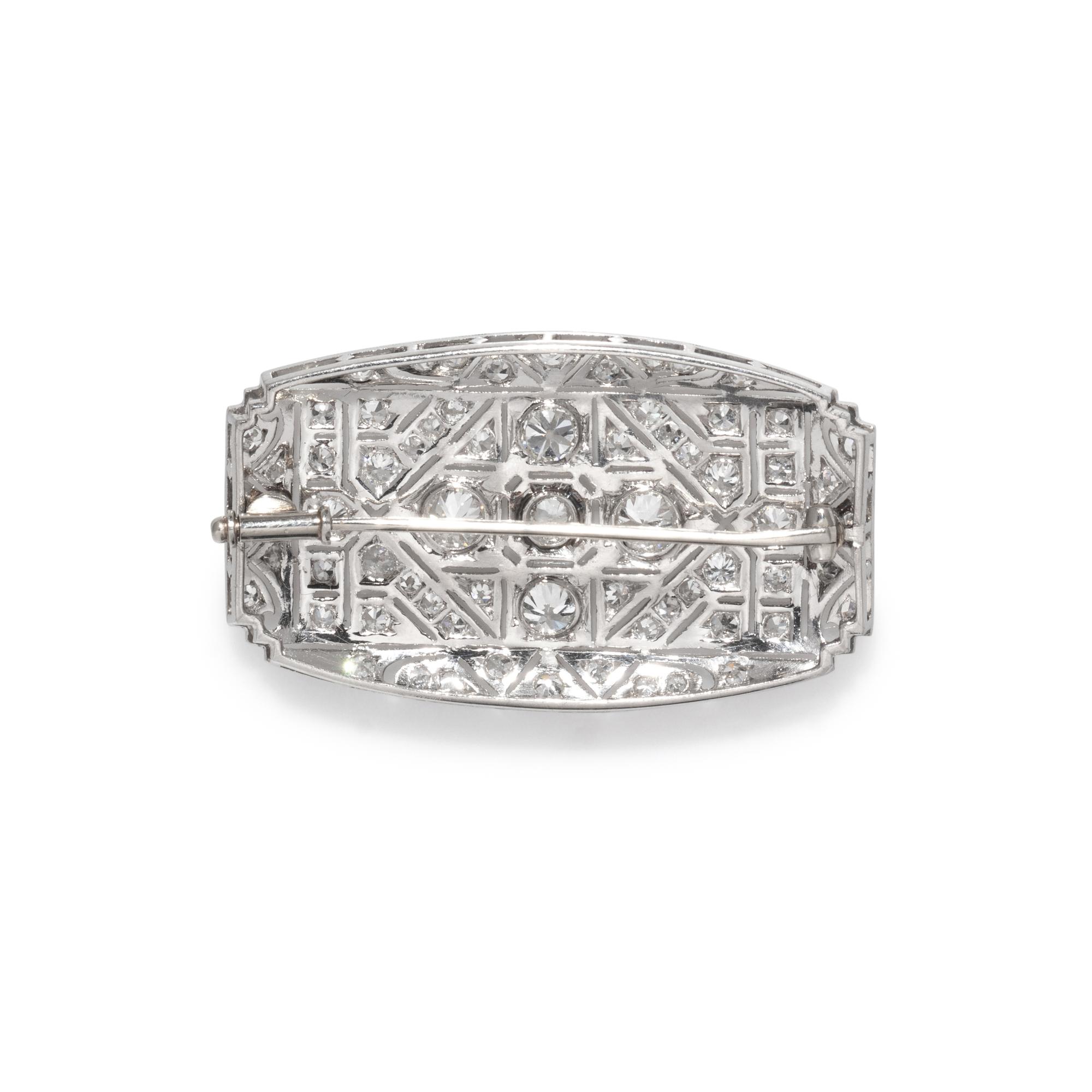 ART DECO, DIAMOND BROOCH
