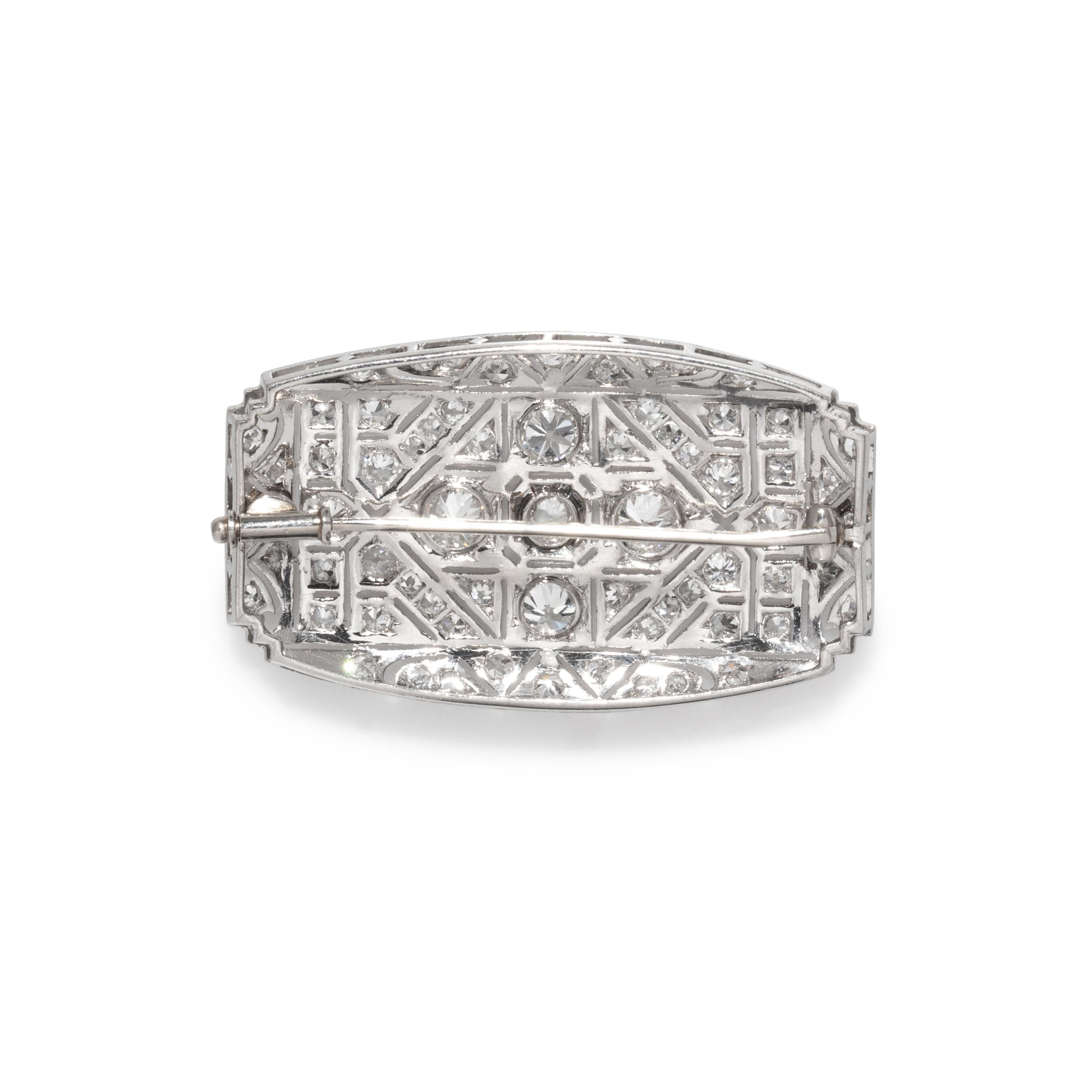 ART DECO, DIAMOND BROOCH
