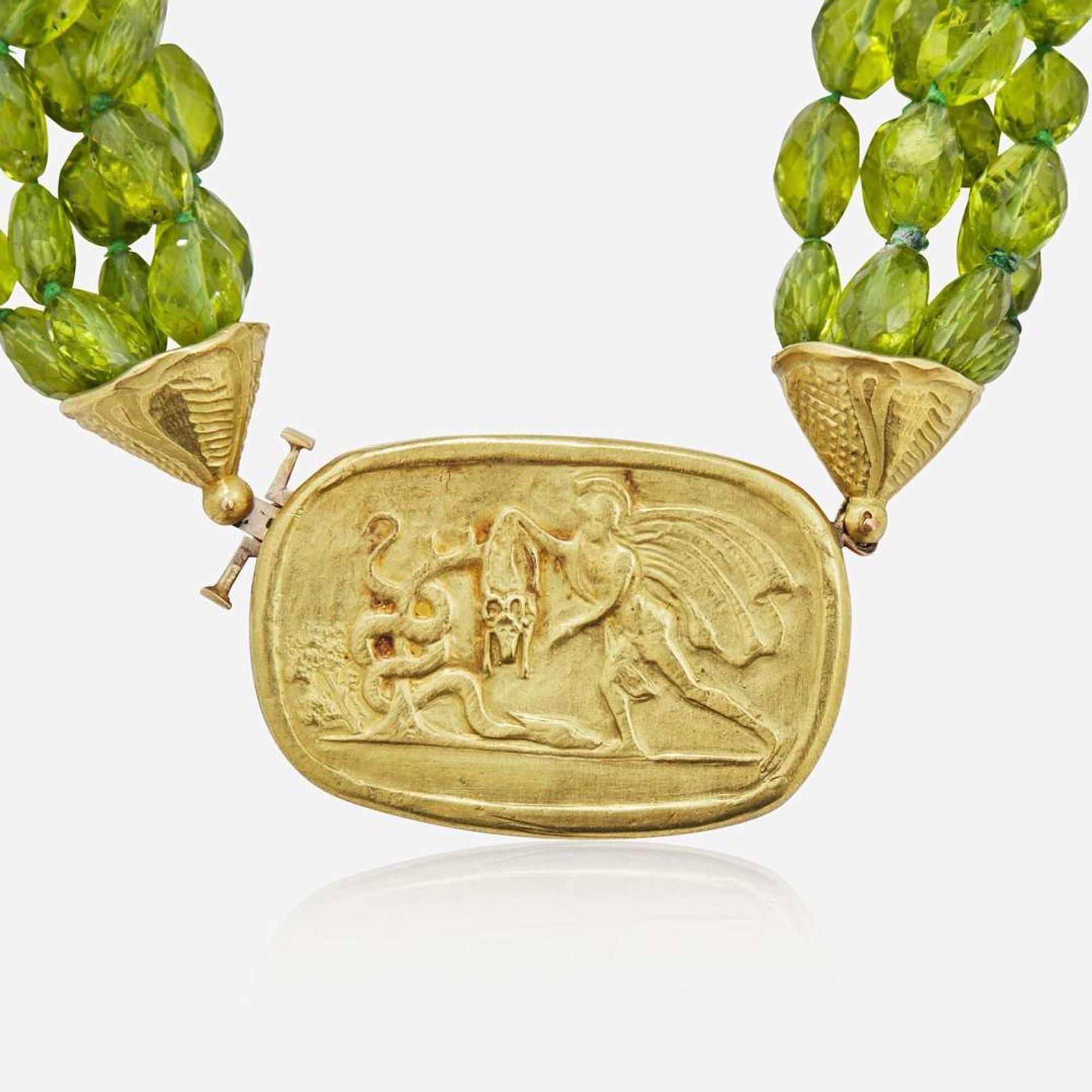 An 18K Yellow Gold and Peridot Torsade Necklace