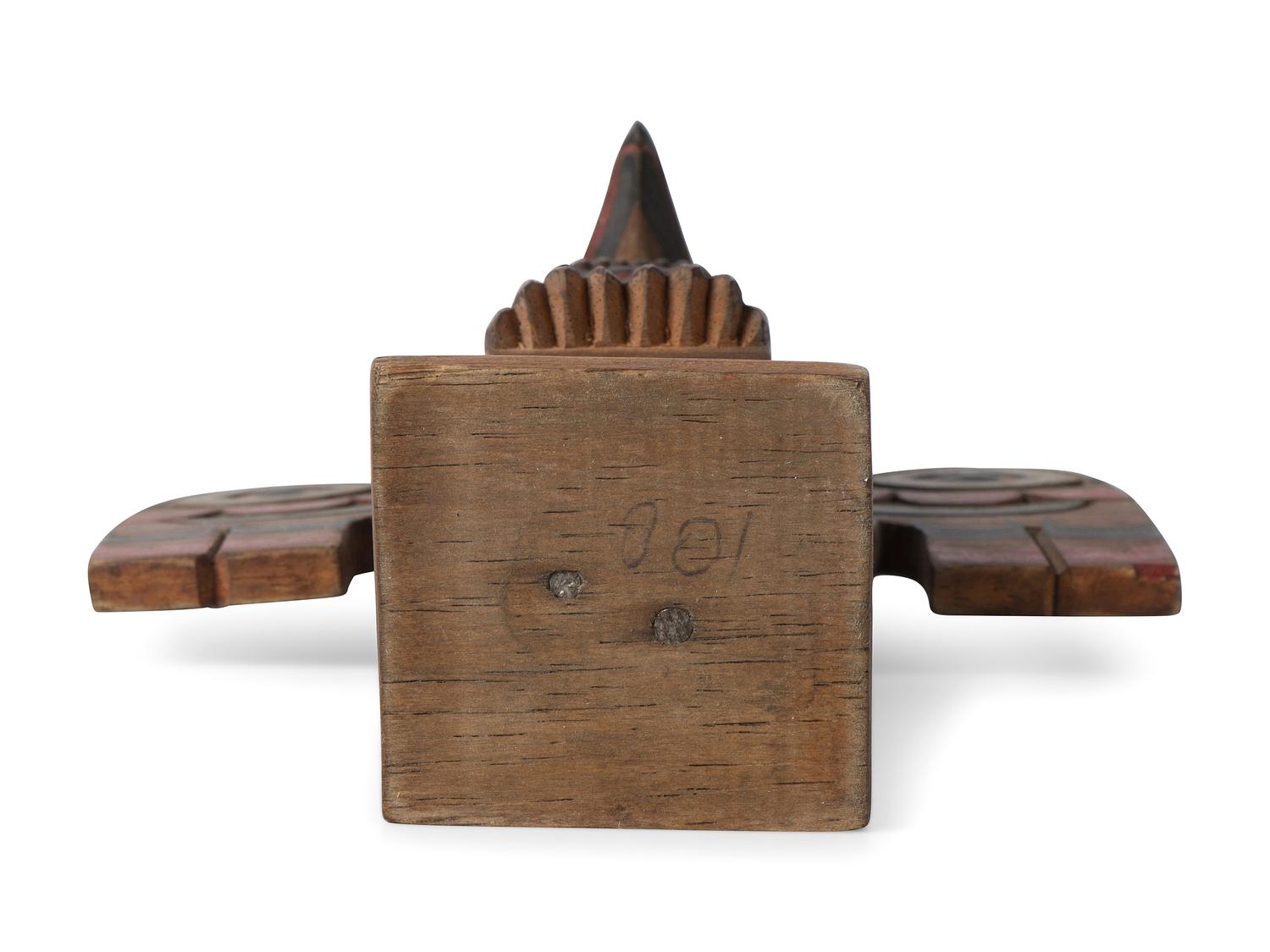 Model Totem Pole