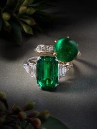 TIFFANY & CO., ANTIQUE, COLOMBIAN EMERALD AND DIAMOND RING