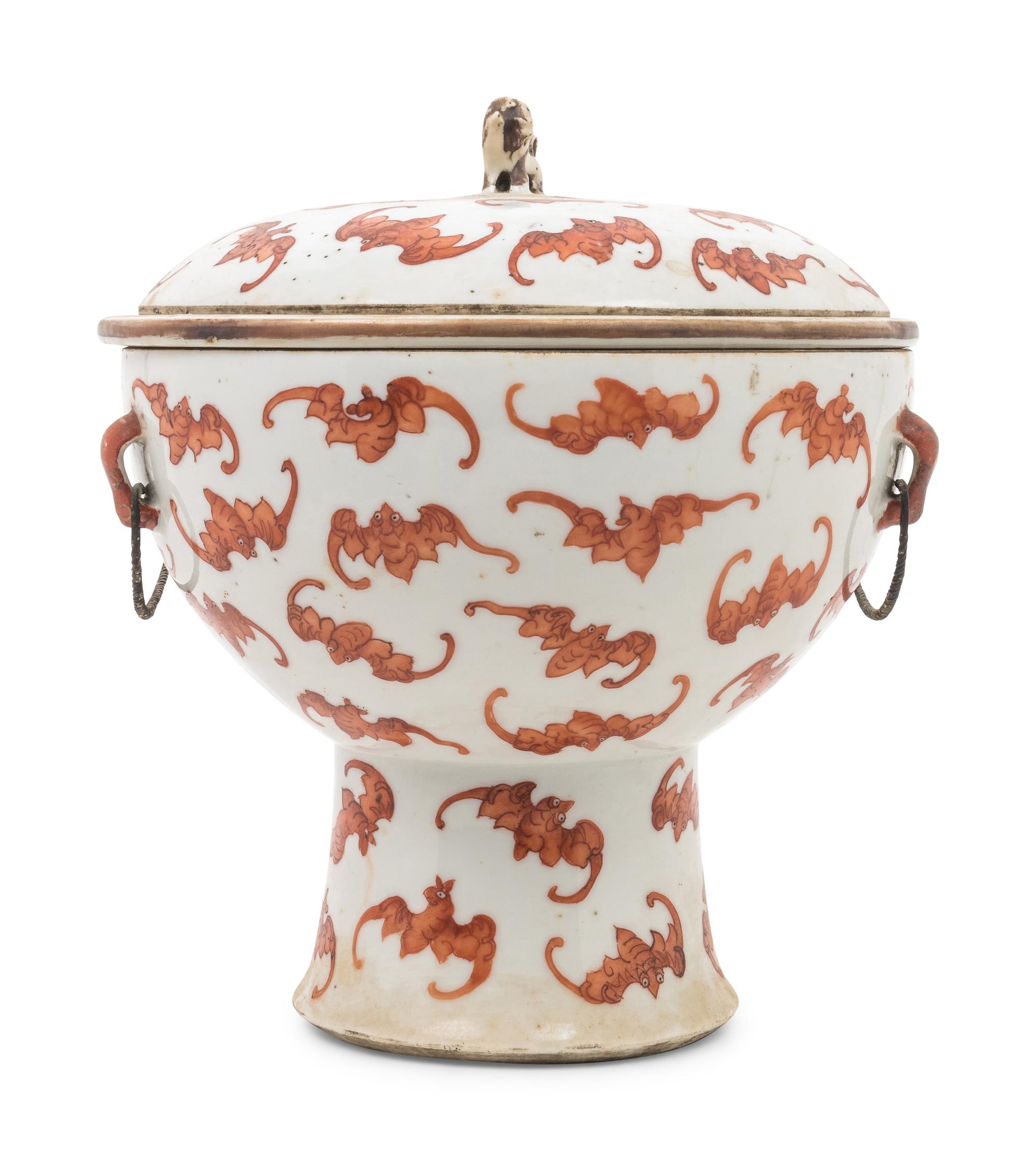 A Chinese Export Porcelain Footed Bowl and Cover