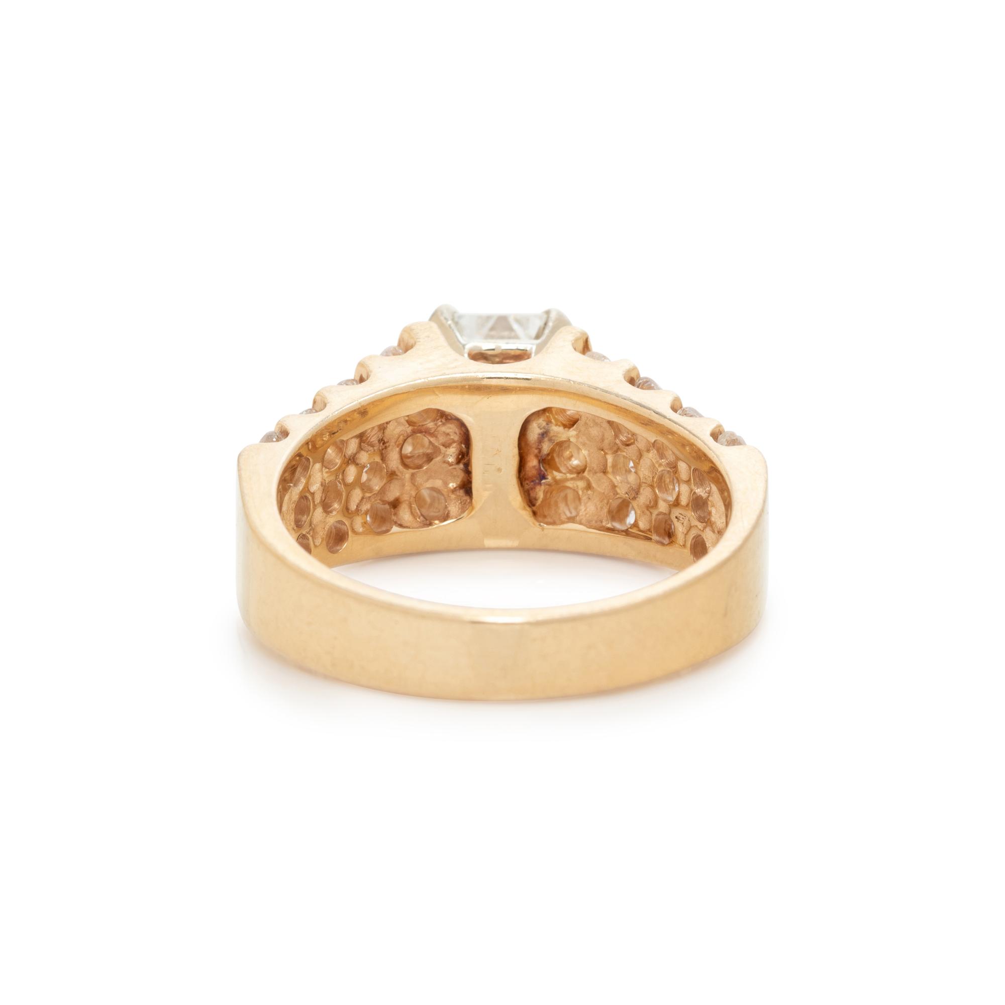 DIAMOND RING