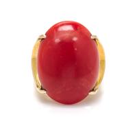 An 18 Karat Yellow Gold and Coral Ring, 8.80 dwts.