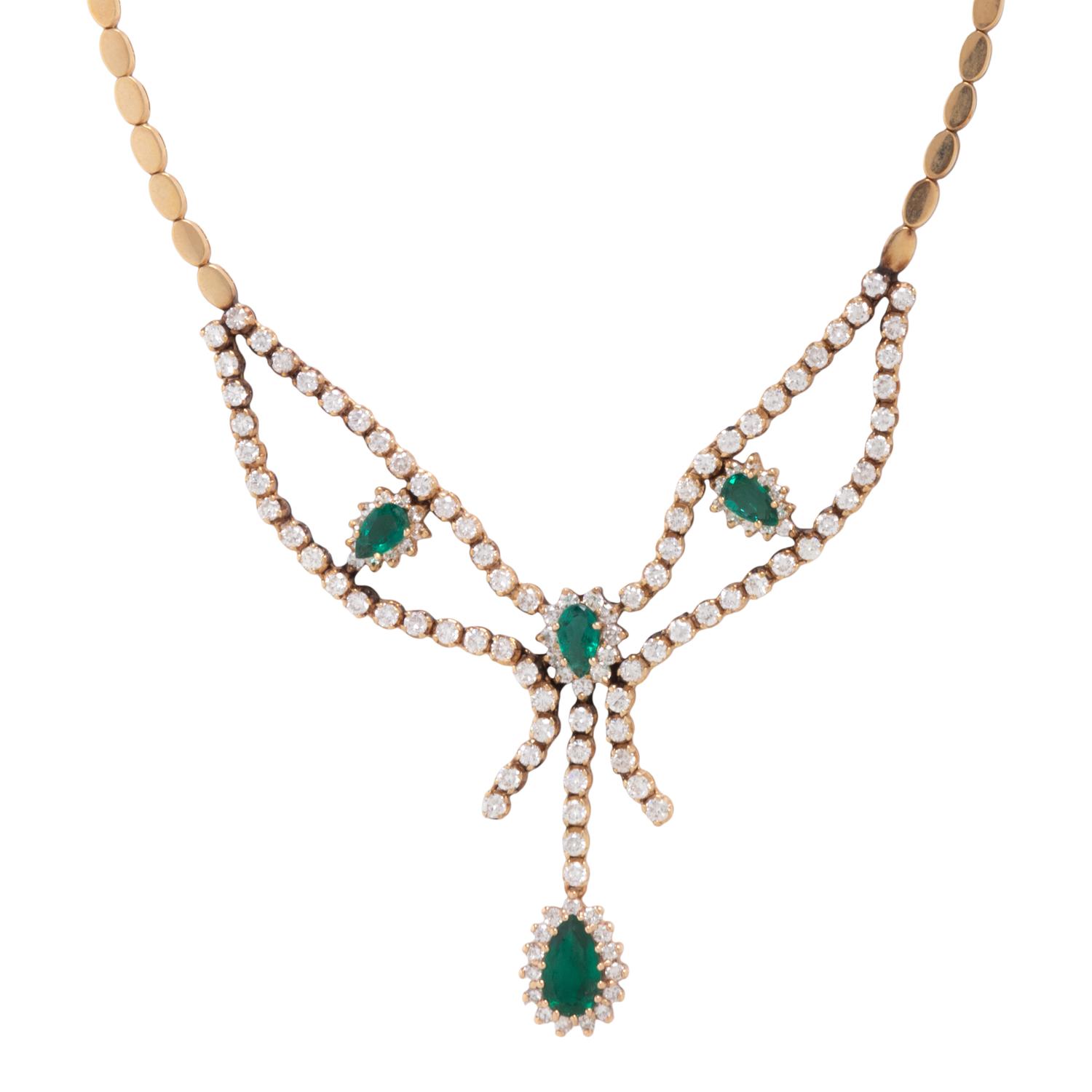 EMERALD, DIAMOND, AND YELLOW GOLD NECKLACE