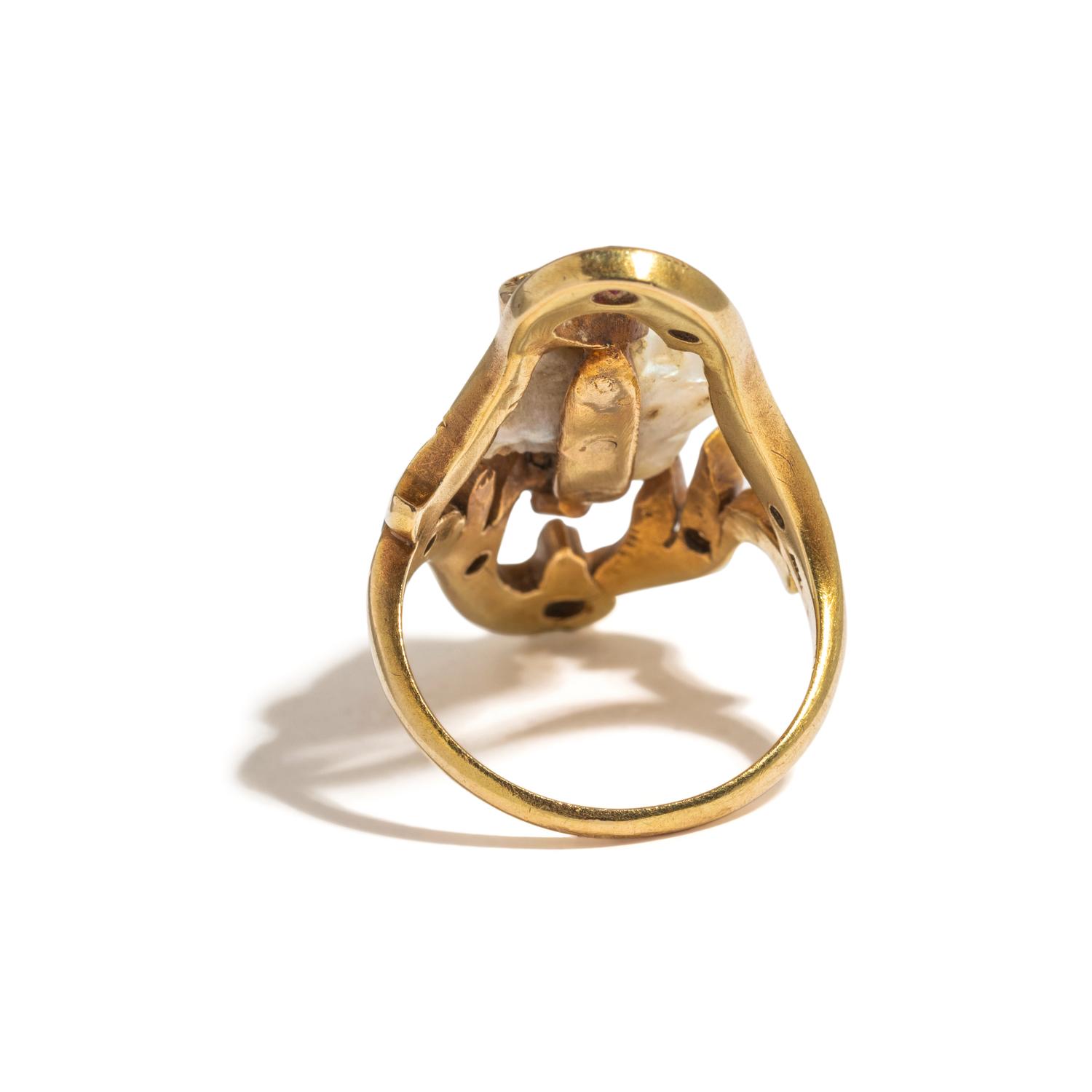 ART NOUVEAU, YELLOW GOLD, FRESHWATER PEARL AND DIAMOND RING