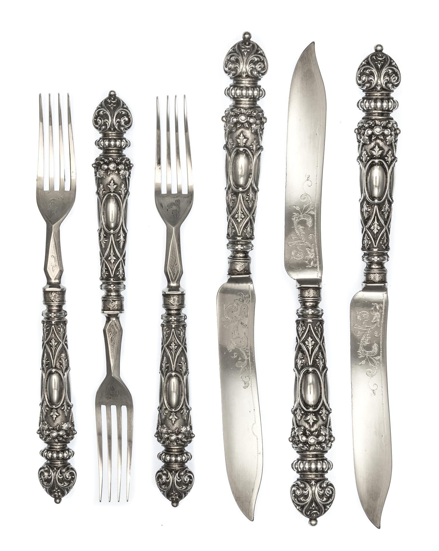 A Group of English Silver Flatware, R. Hovenden & Sons, England 1987, comprising: 6 fish knives 6 forks