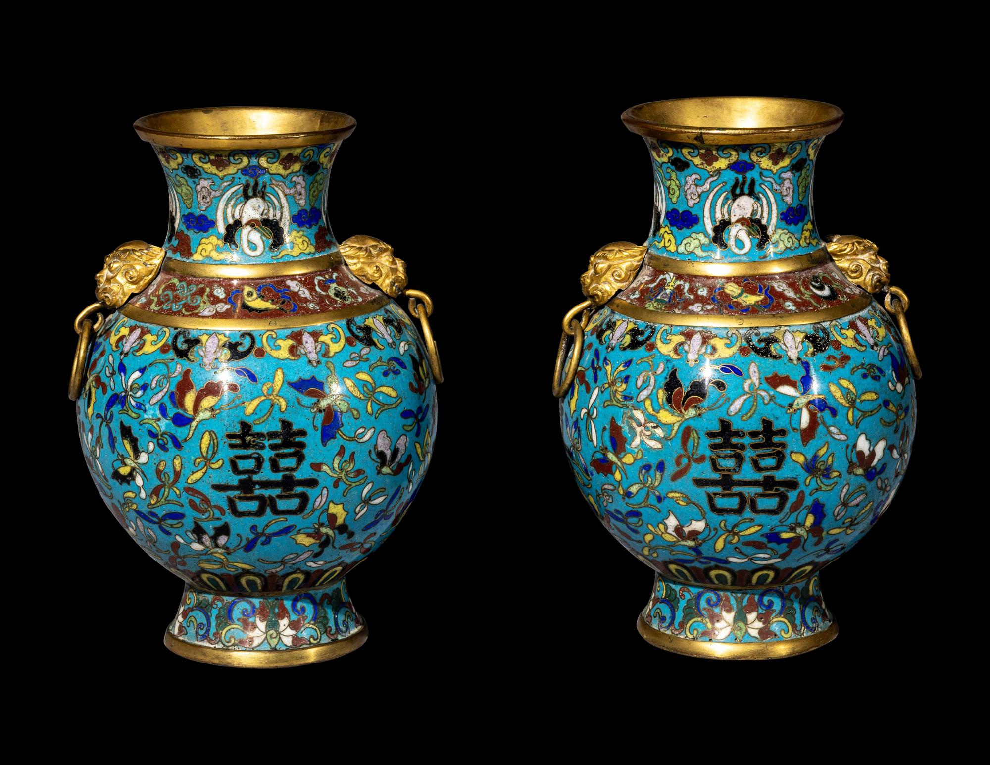 A Pair of Chinese Cloisonn é Enamel Hu Vases