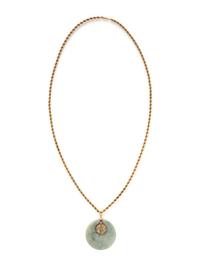 YELLOW GOLD AND JADE PENDANT NECKLACE
