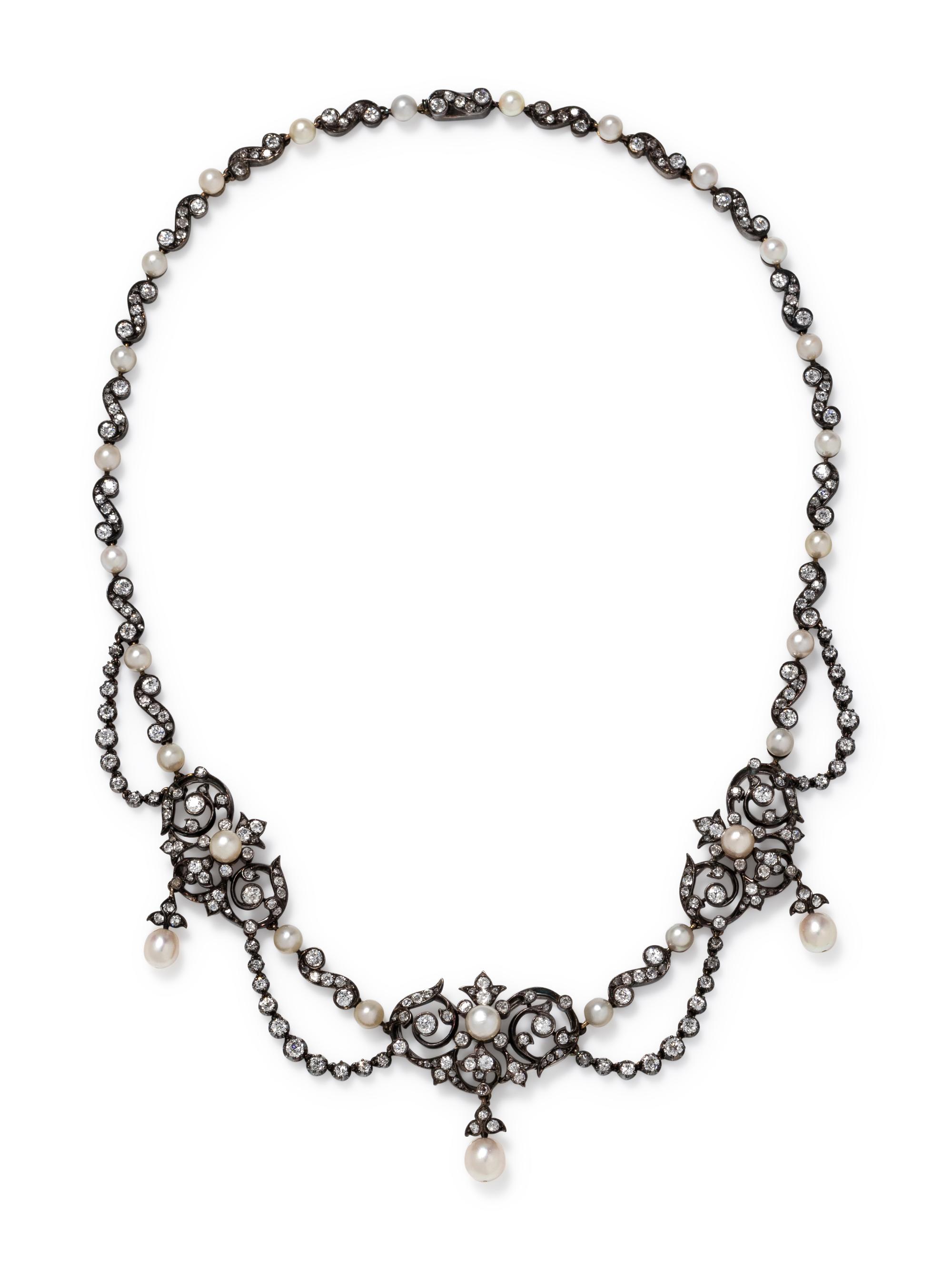 DIAMOND AND PEARL NECKLACE