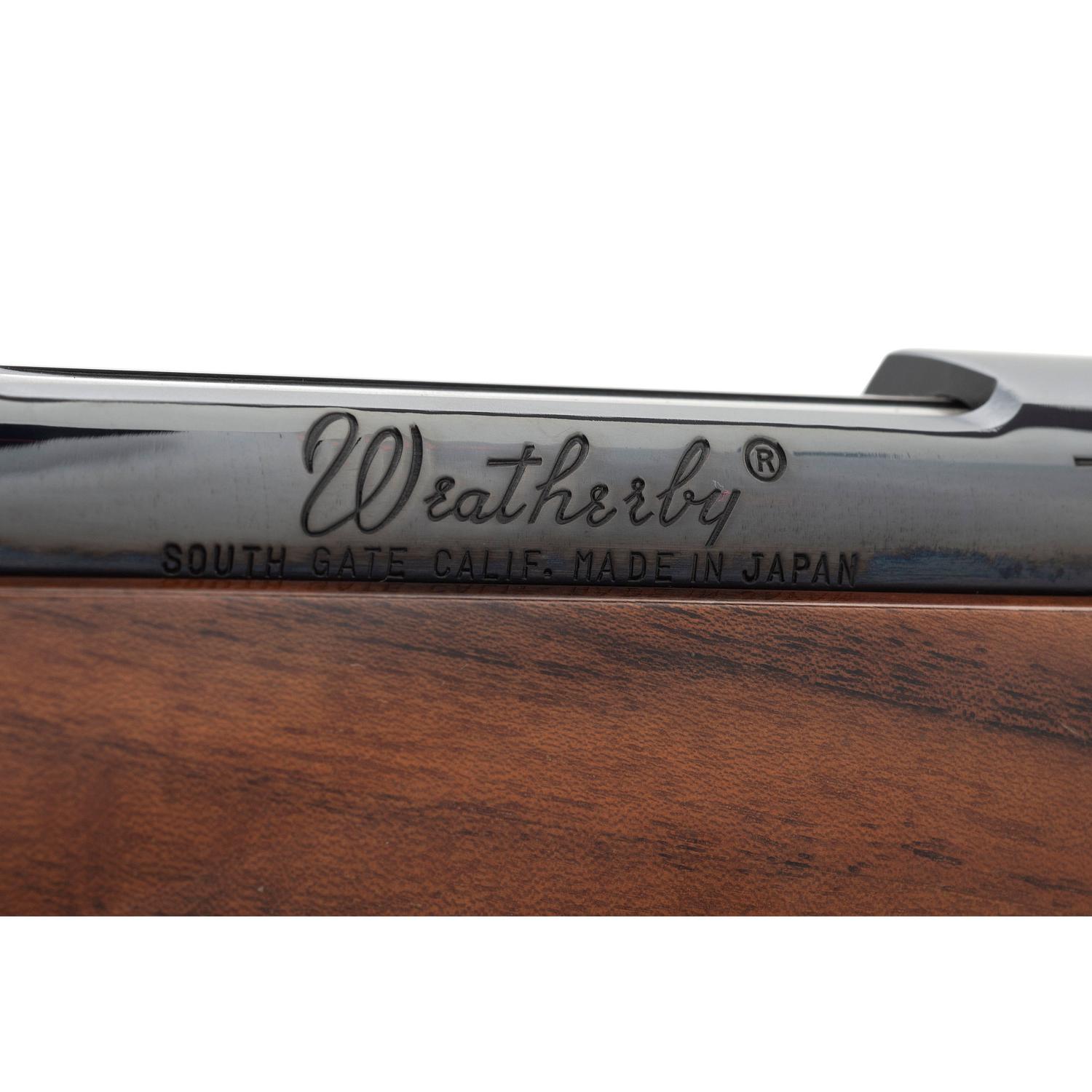 * Weatherby Mark V Deluxe Rifle