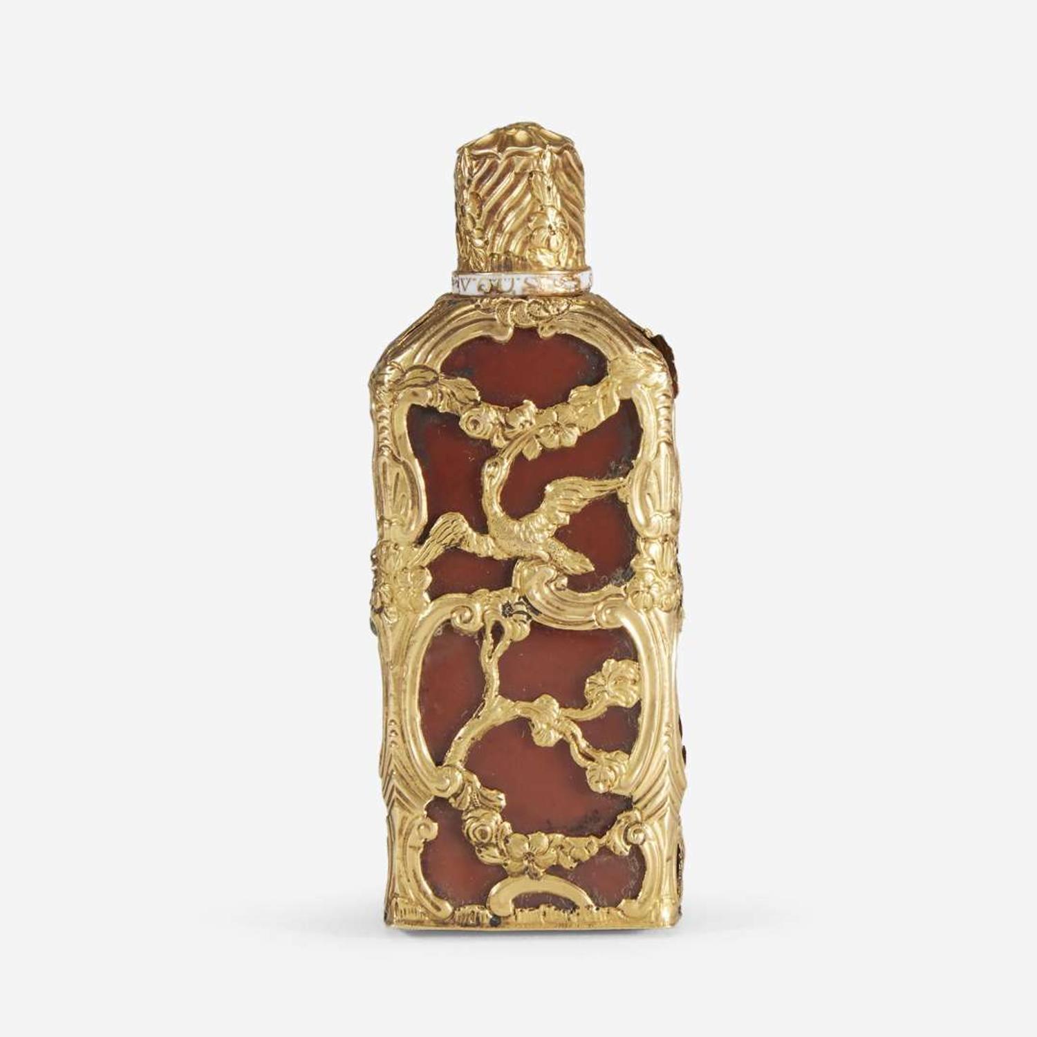 A George III gold-mounted hardstone necessaire and perfume circa 1770