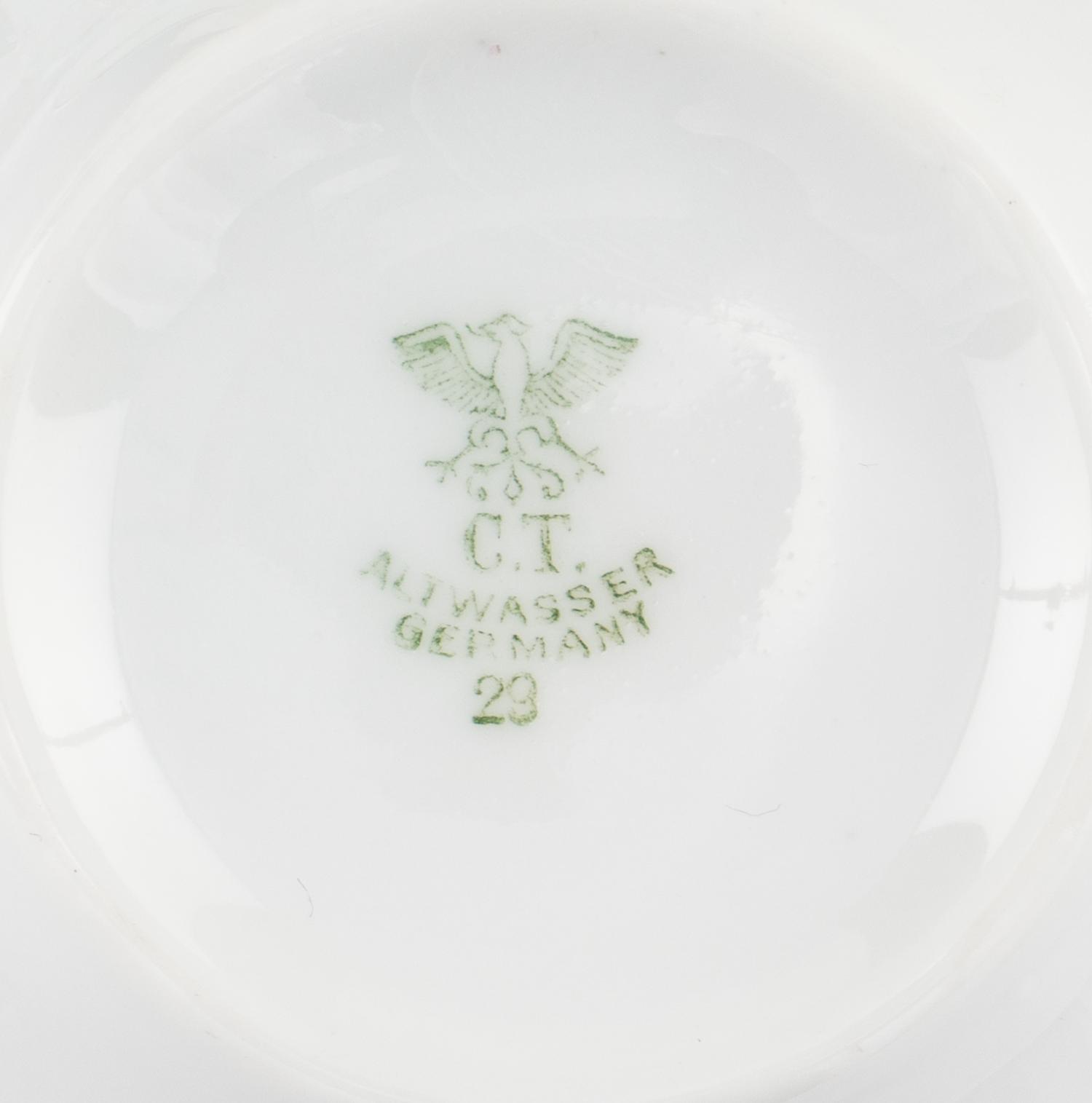 A German Porcelain Dinner Service