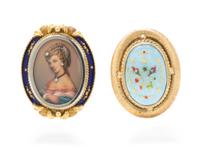 A Collection of Yellow Gold and Enamel Pendant/Brooches, 24.90 dwts.