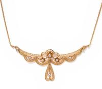 YELLOW GOLD AND DIAMOND NECKLACE