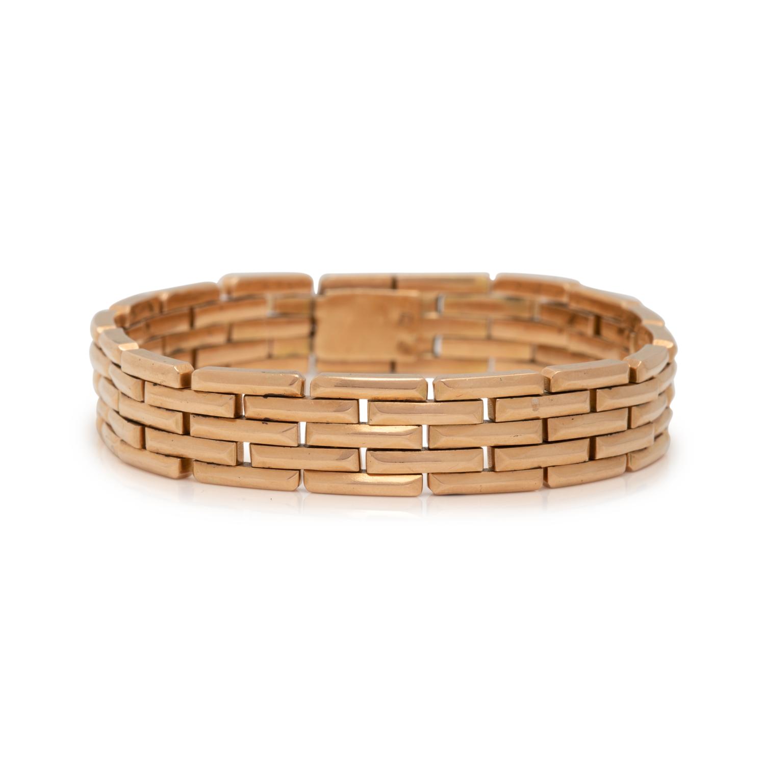 COLLECTION OF YELLOW GOLD JEWELRY
