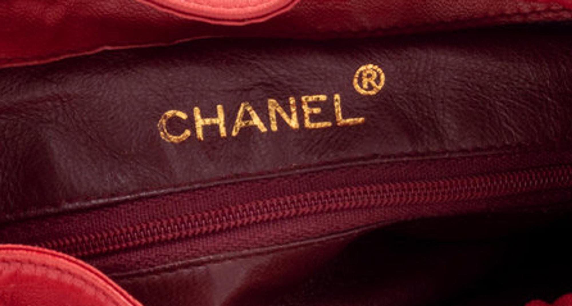 Chanel Quilted Leather Drawstring Bag, 1986-89