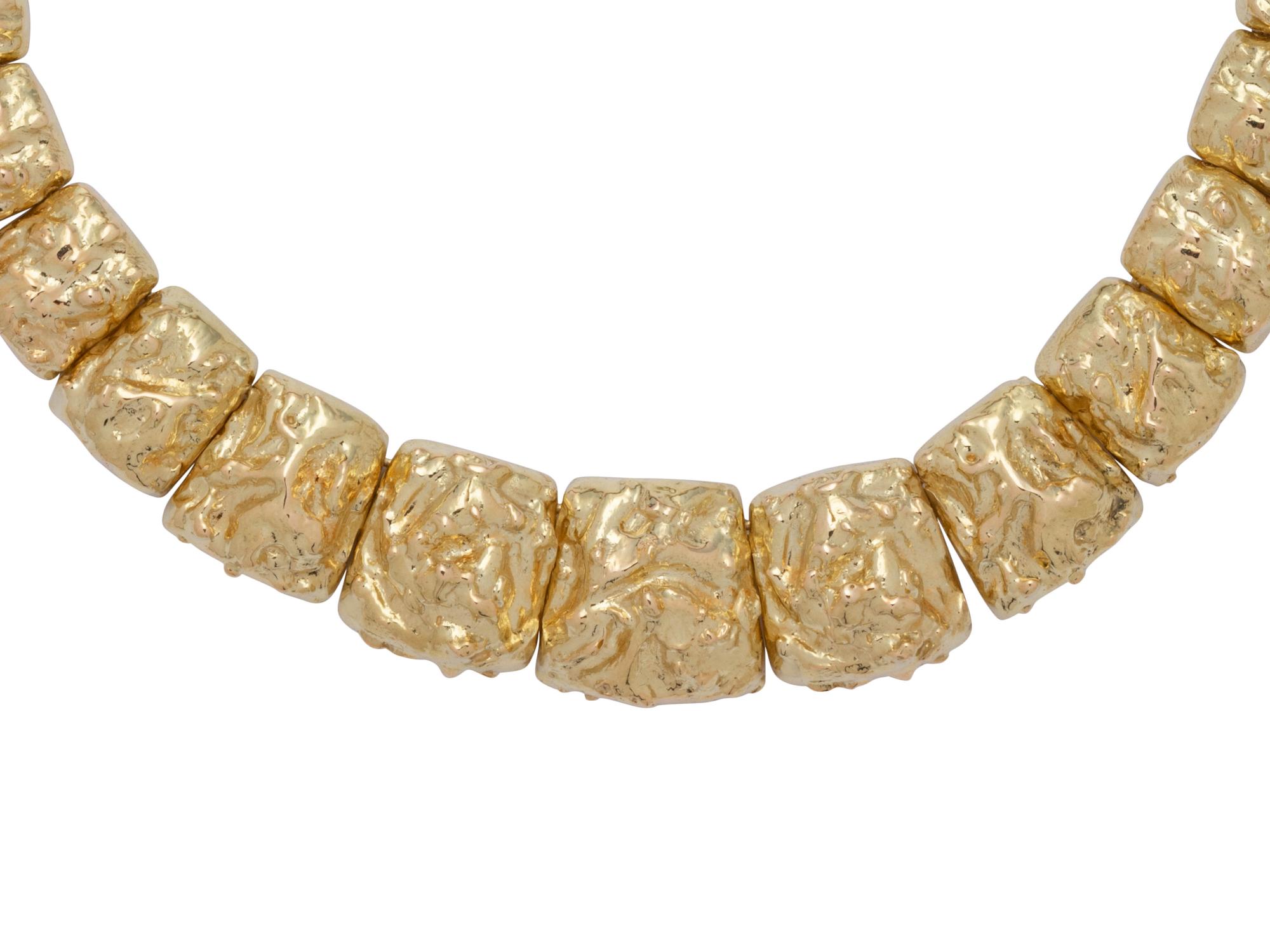 DAVID WEBB, YELLOW GOLD NECKLACE