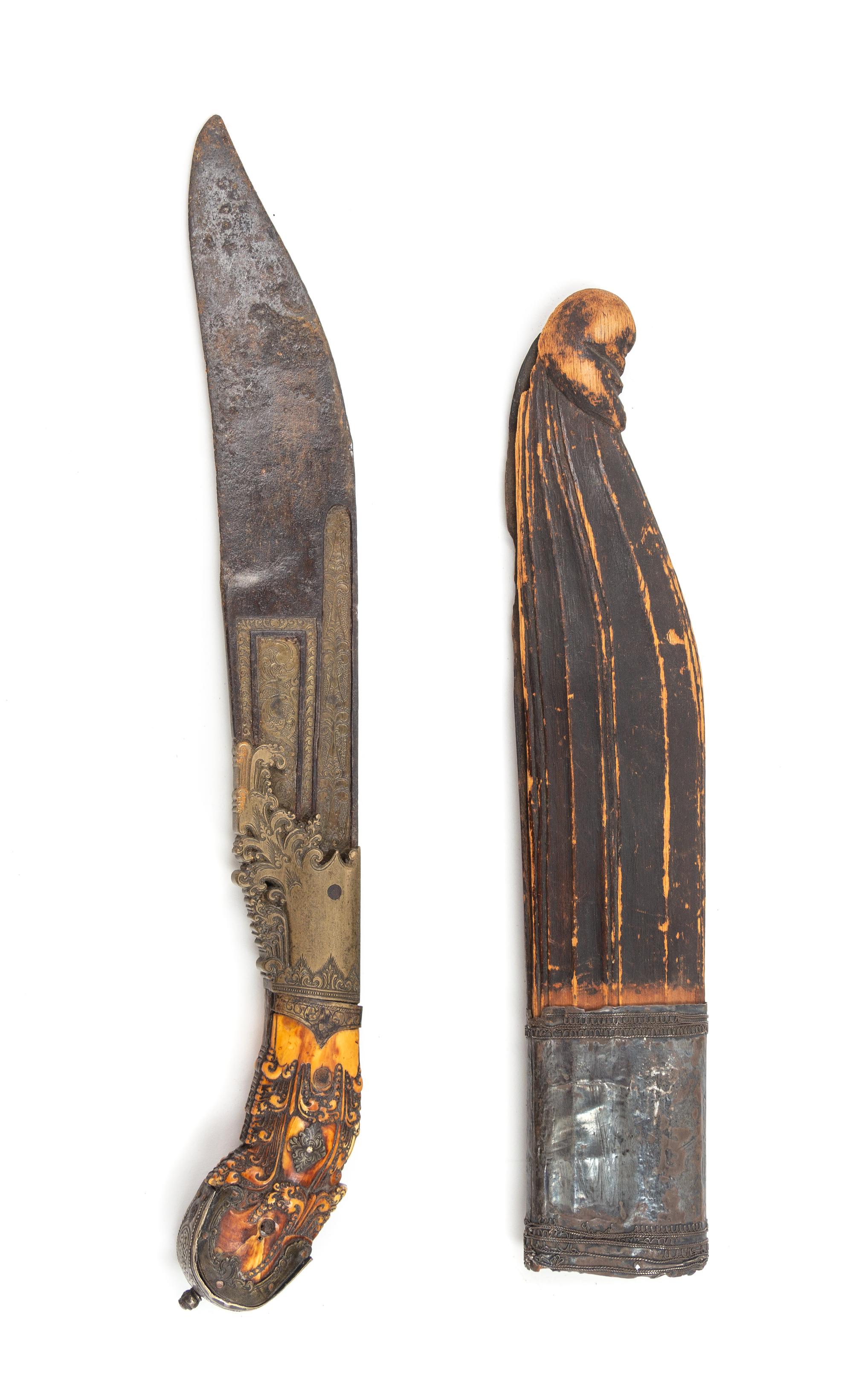 A Ceylon Piha-Kaetta Knife Length 13 1/4 inches. — 19TH CENTURY