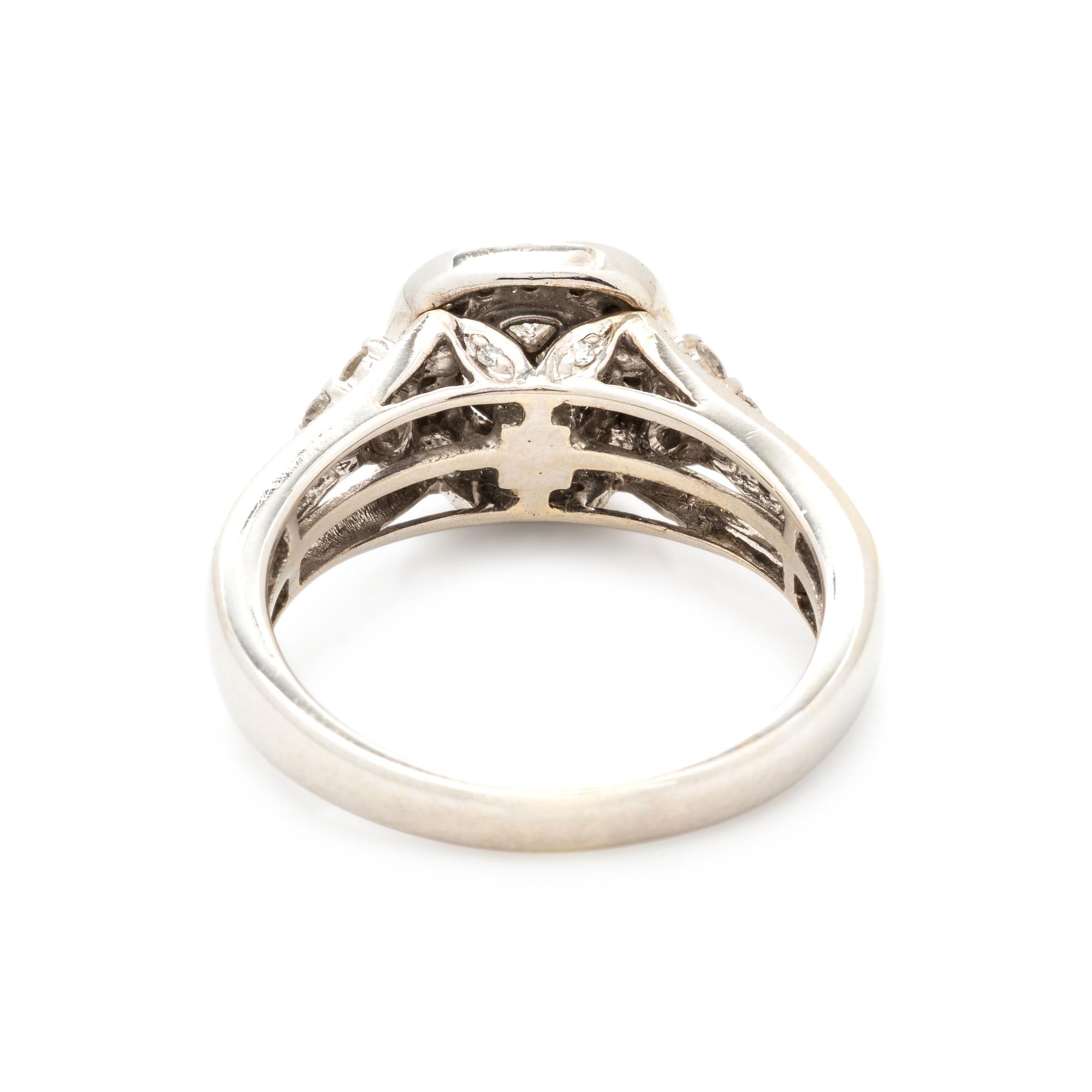 DIAMOND RING