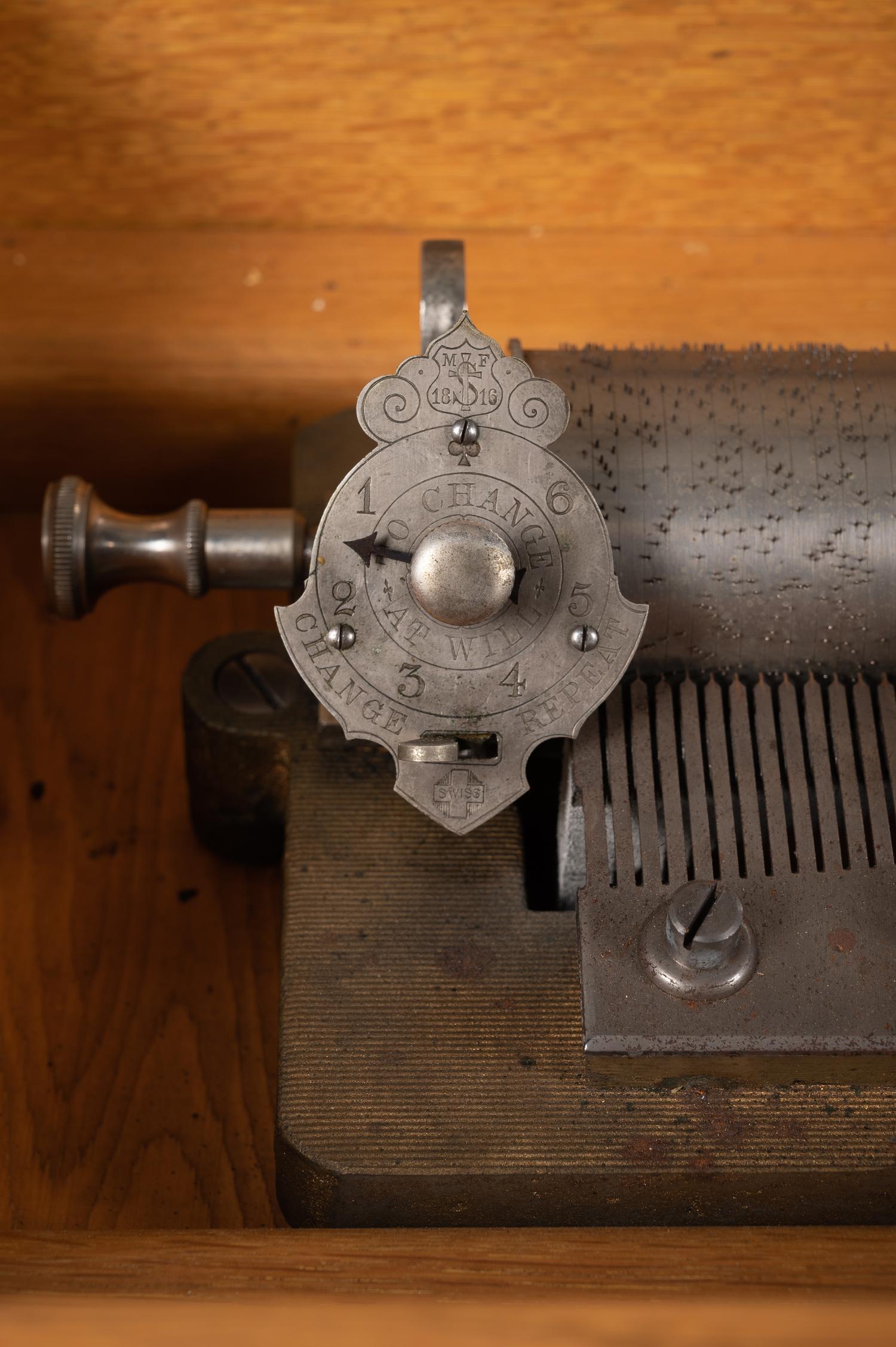 An Ideal Soprano Interchangeable Cylinder Music Box in an Oak Case by Mermod Frères