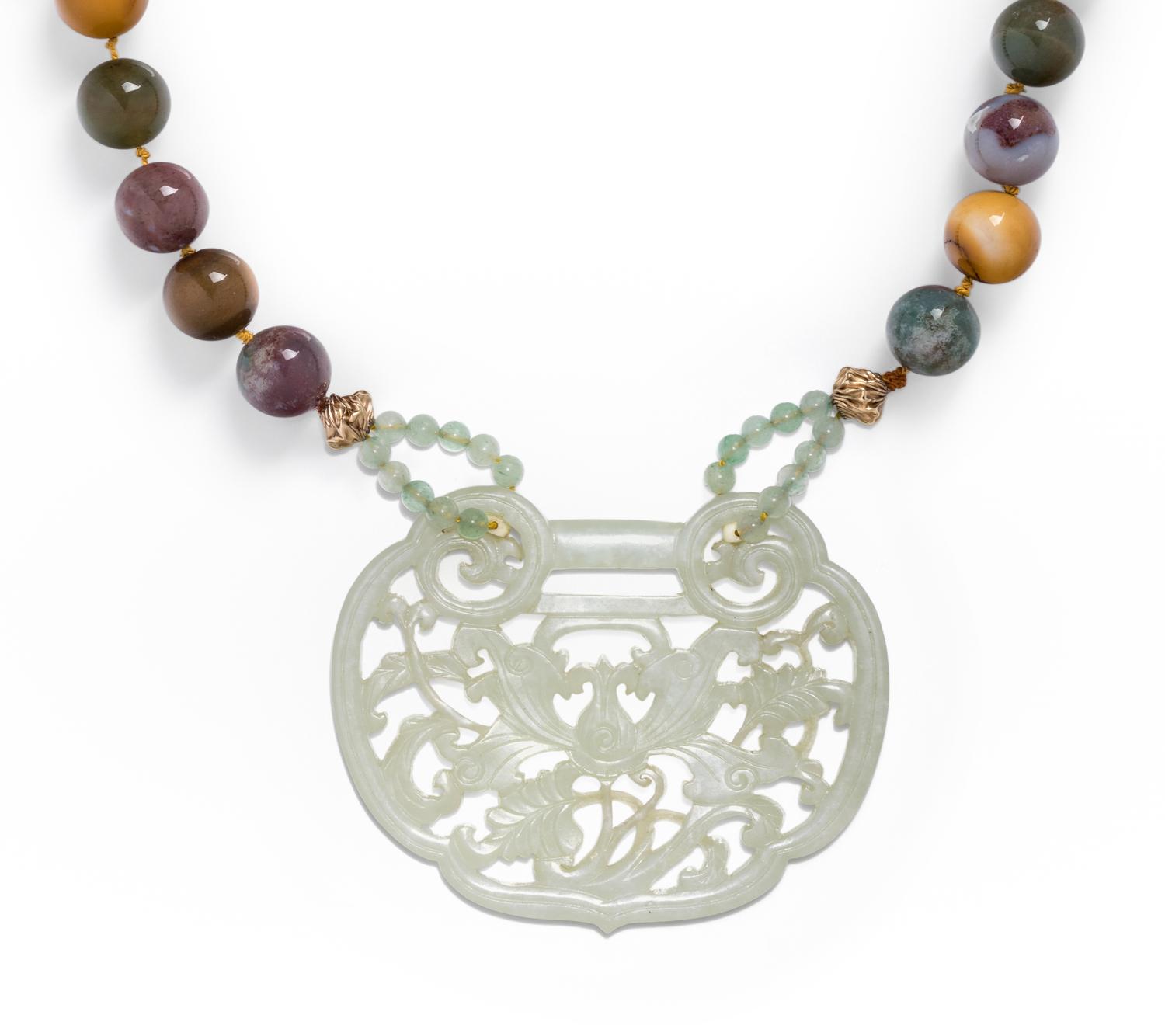 HARDSTONE AND NEPHRITE NECKLACE