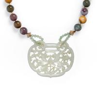 HARDSTONE AND NEPHRITE NECKLACE