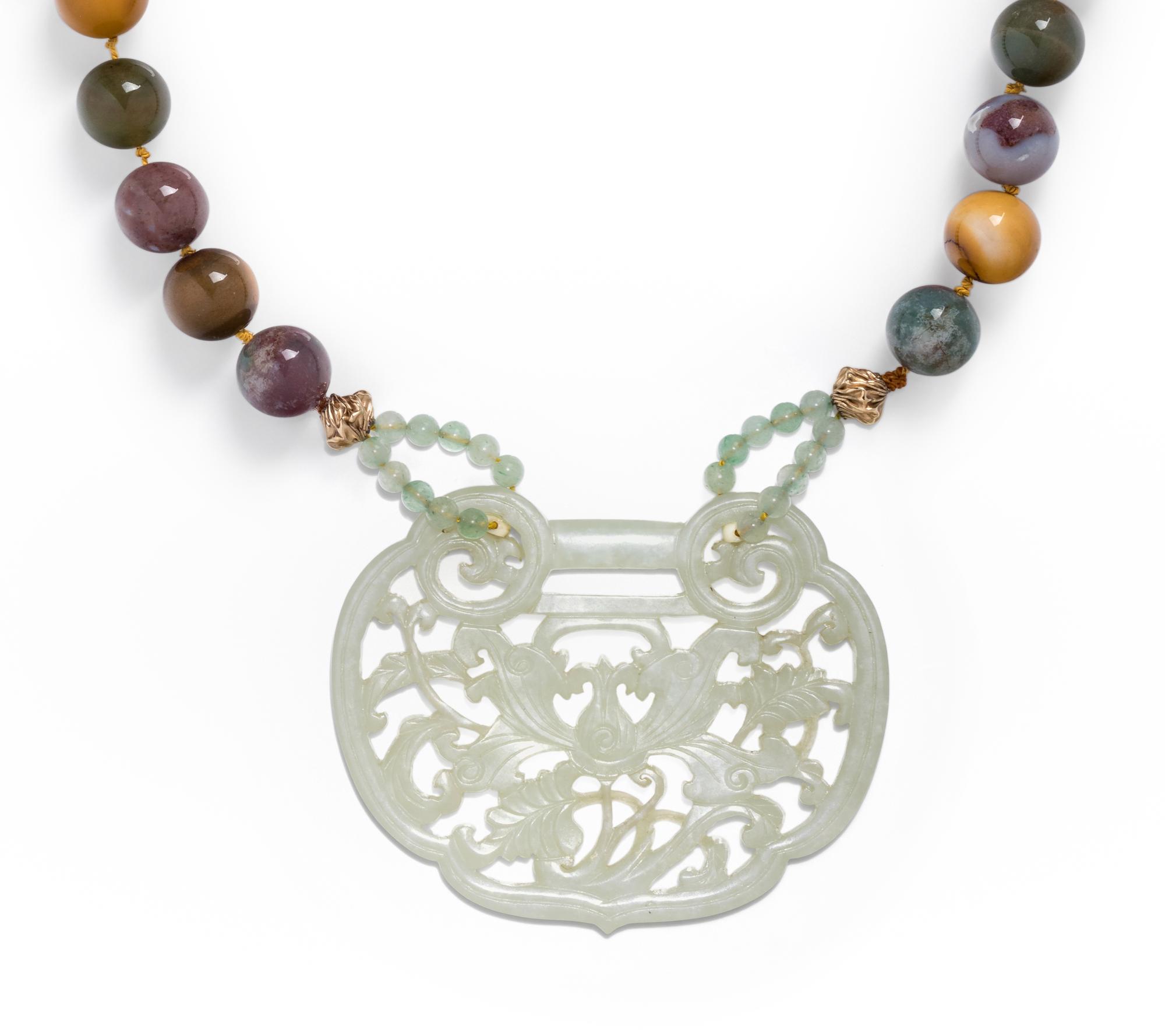 HARDSTONE AND NEPHRITE NECKLACE