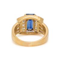 YELLOW GOLD, SAPPHIRE AND DIAMOND RING