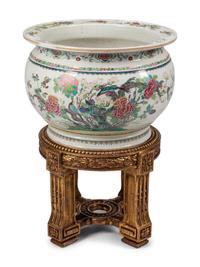 A Chinese Export Porcelain Fish Bowl