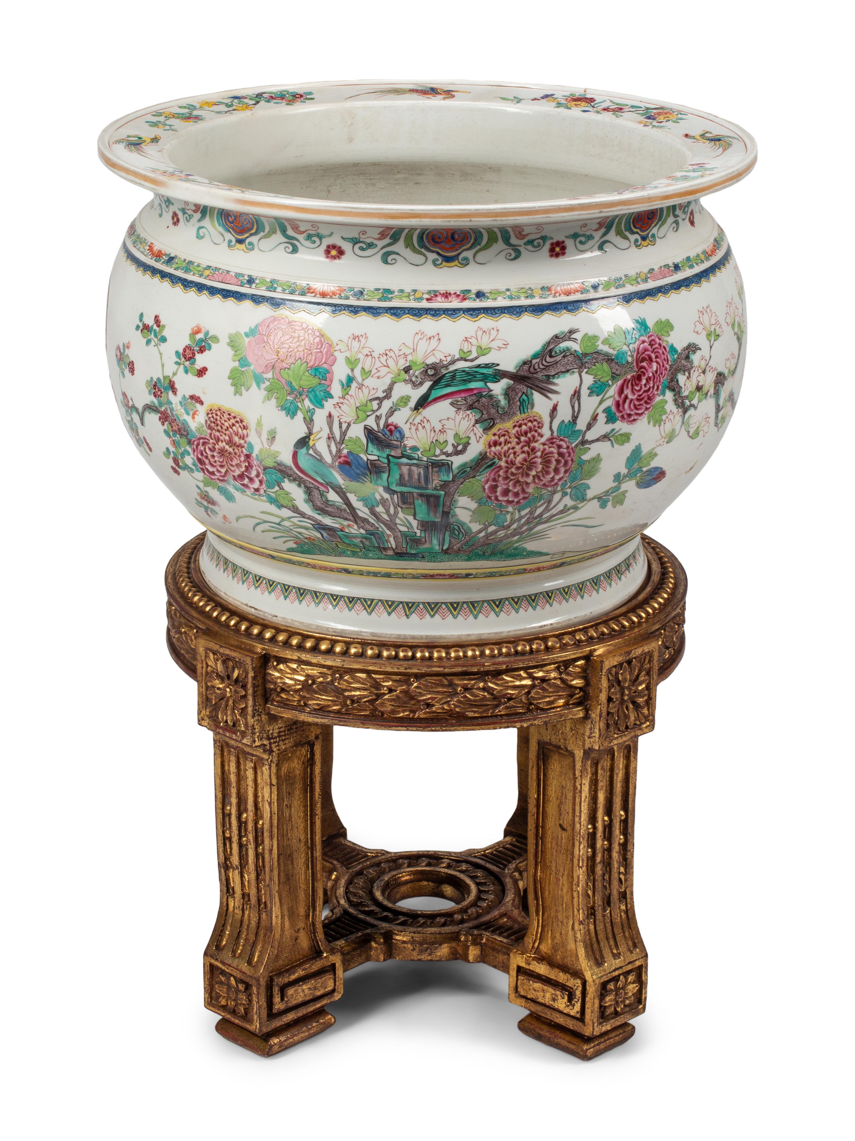 A Chinese Export Porcelain Fish Bowl