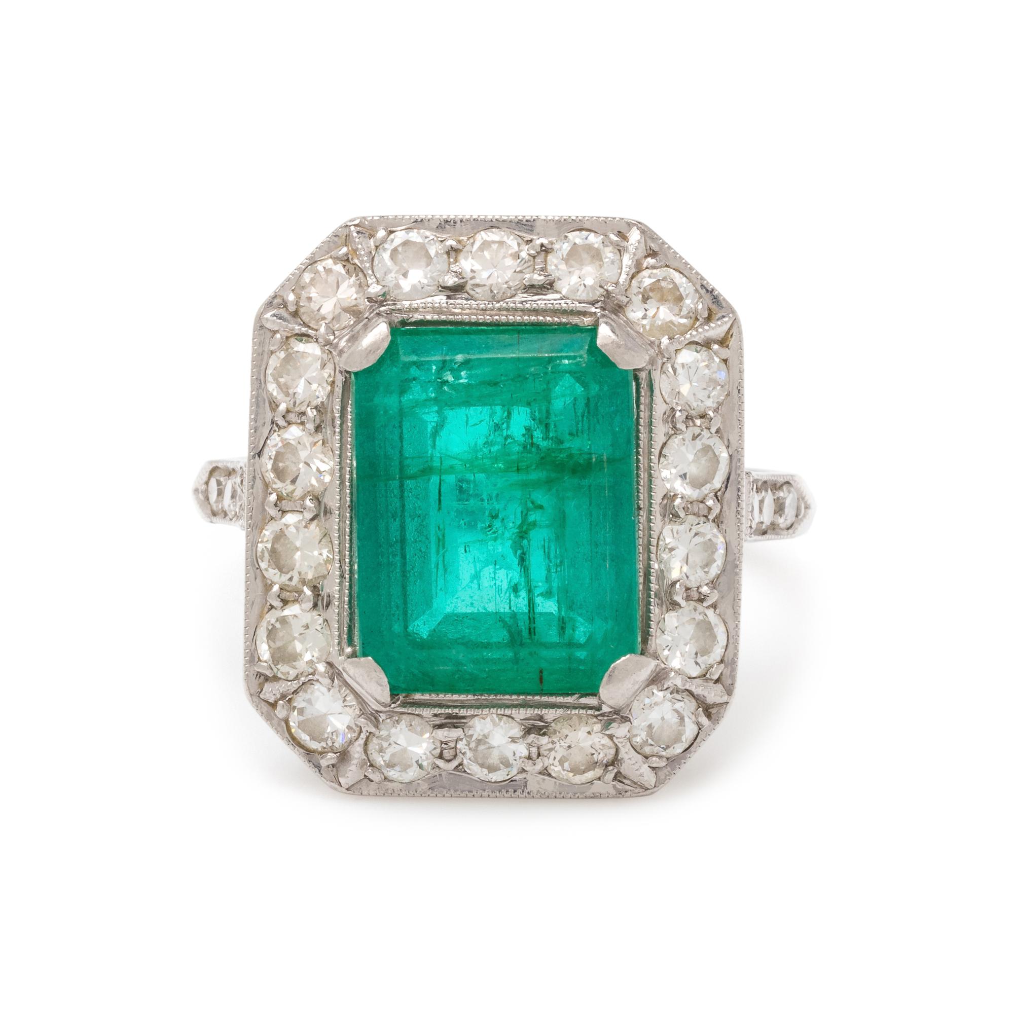 EMERALD AND DIAMOND RING