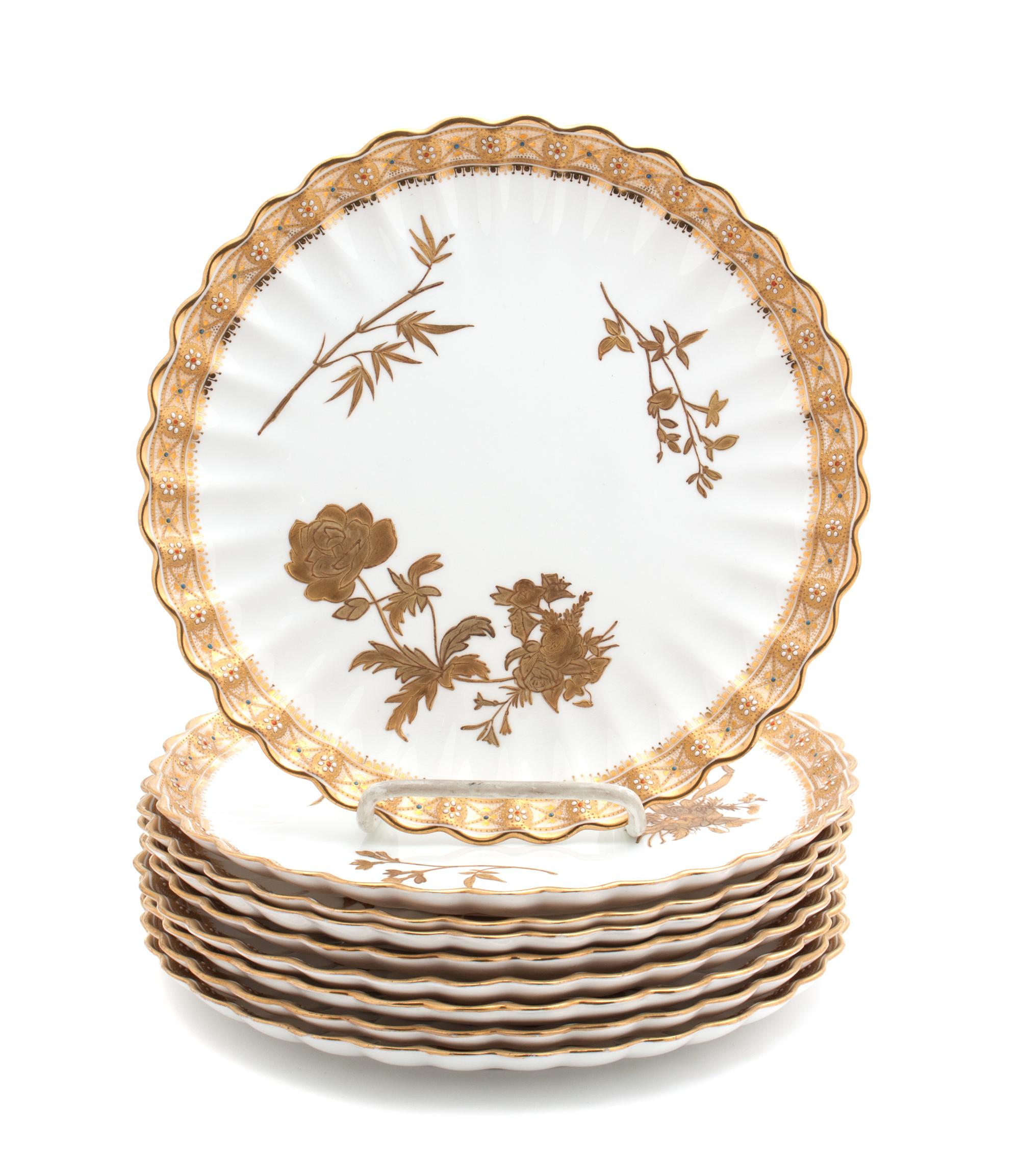 Nine Copeland Spode Dessert Plates Diameter 9 inches. — CIRCA 1850
