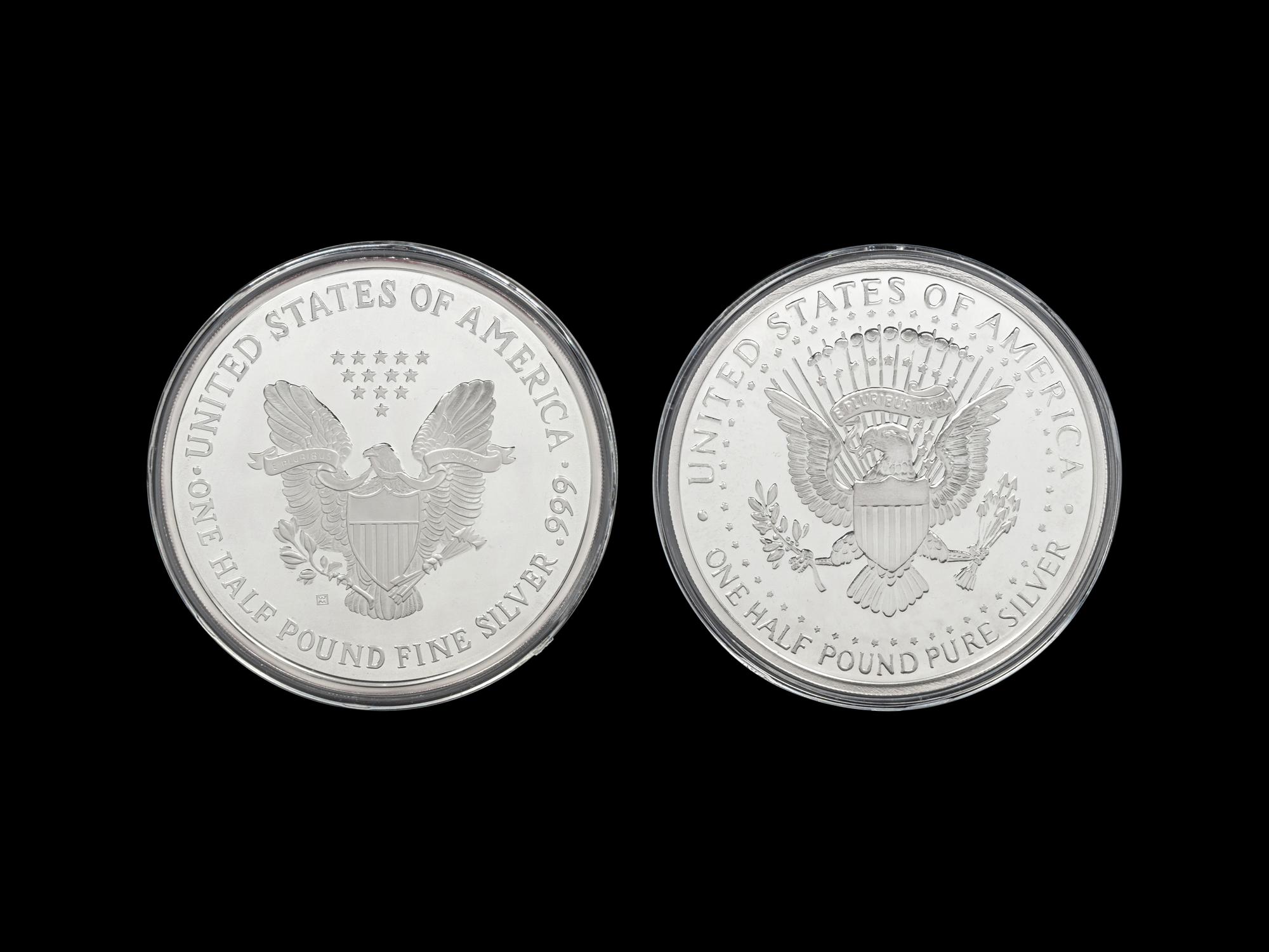 [PRIVATE ISSUE] Two 1/2-Pound Silver Rounds