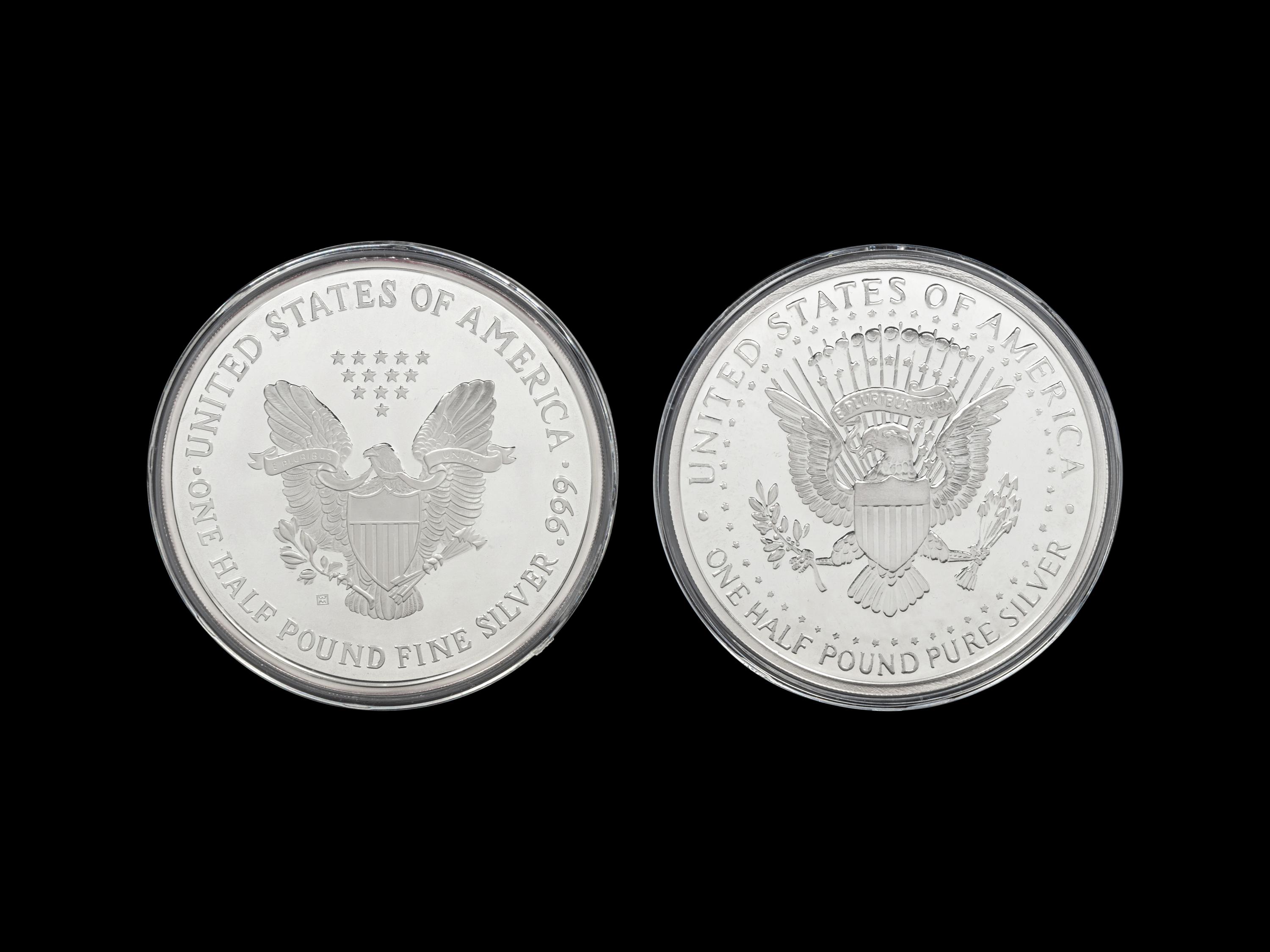 [PRIVATE ISSUE] Two 1/2-Pound Silver Rounds