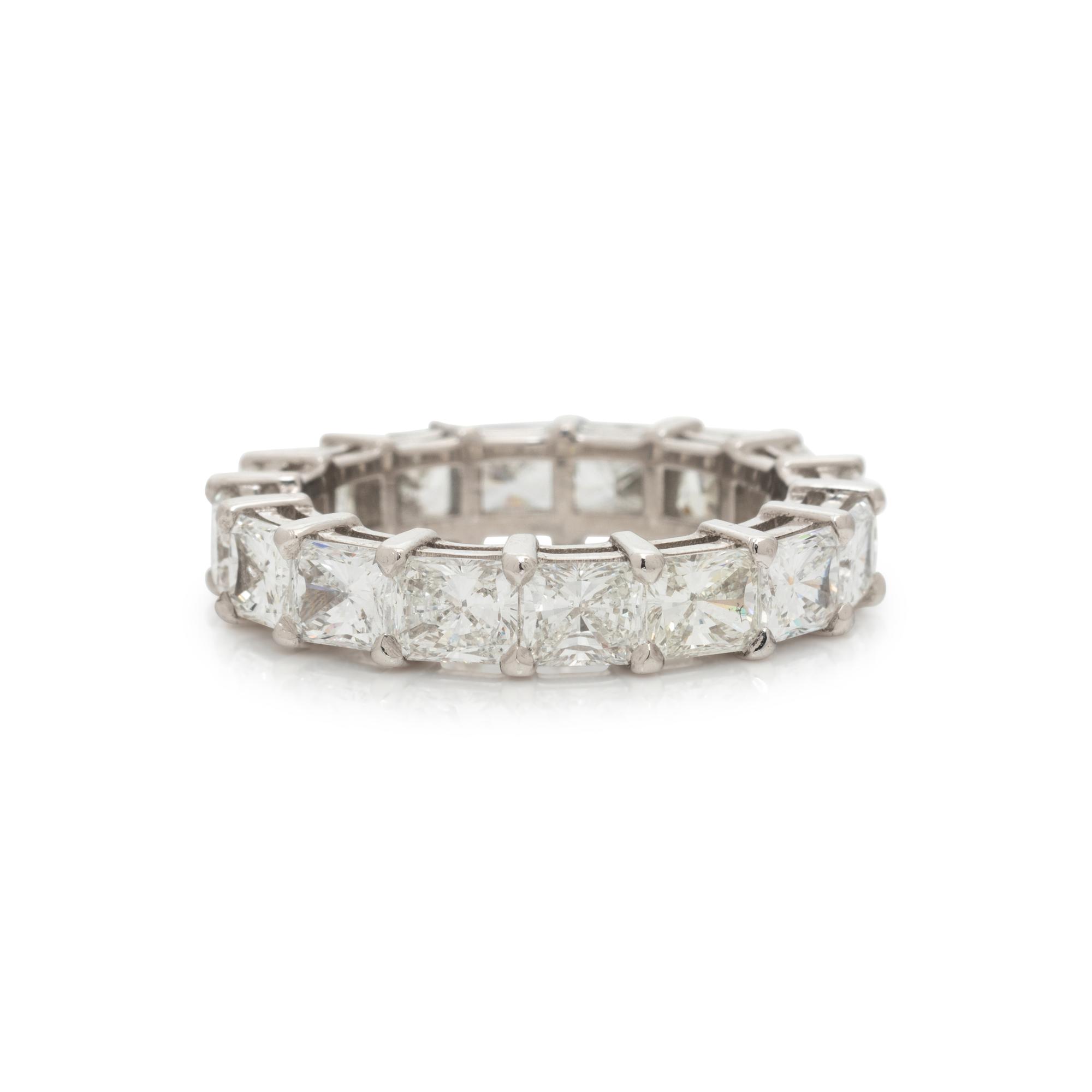 DIAMOND ETERNITY BAND