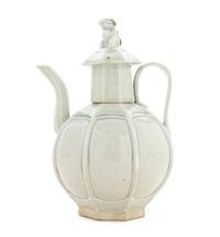 A Qingbai Glazed Porcelain Wine Ewer Height 9 inches.