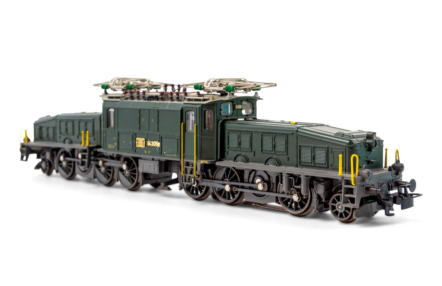 A Marklin Polychrome HO-Gauge Crocodile Locomotive