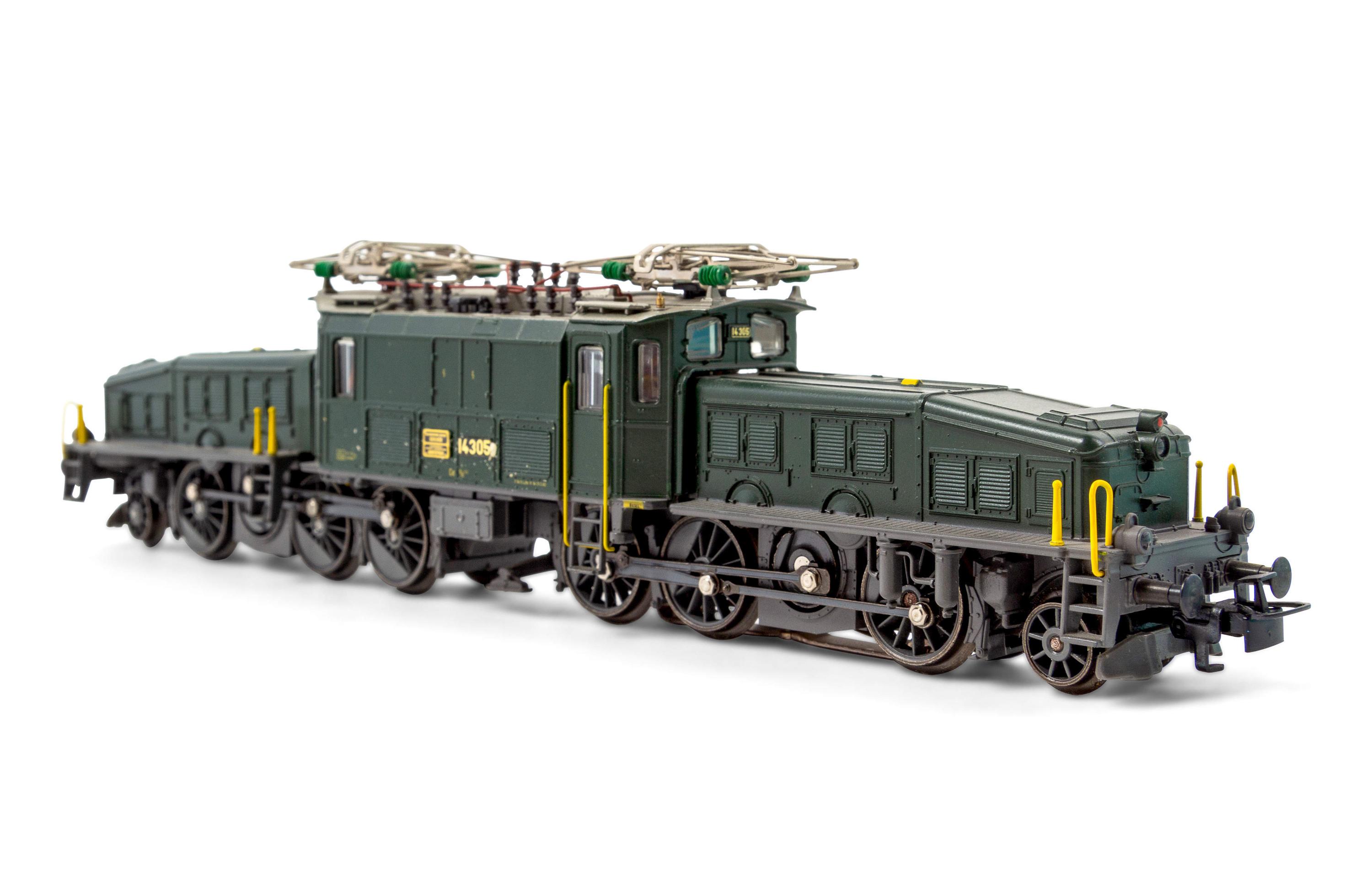 A Marklin Polychrome HO-Gauge Crocodile Locomotive